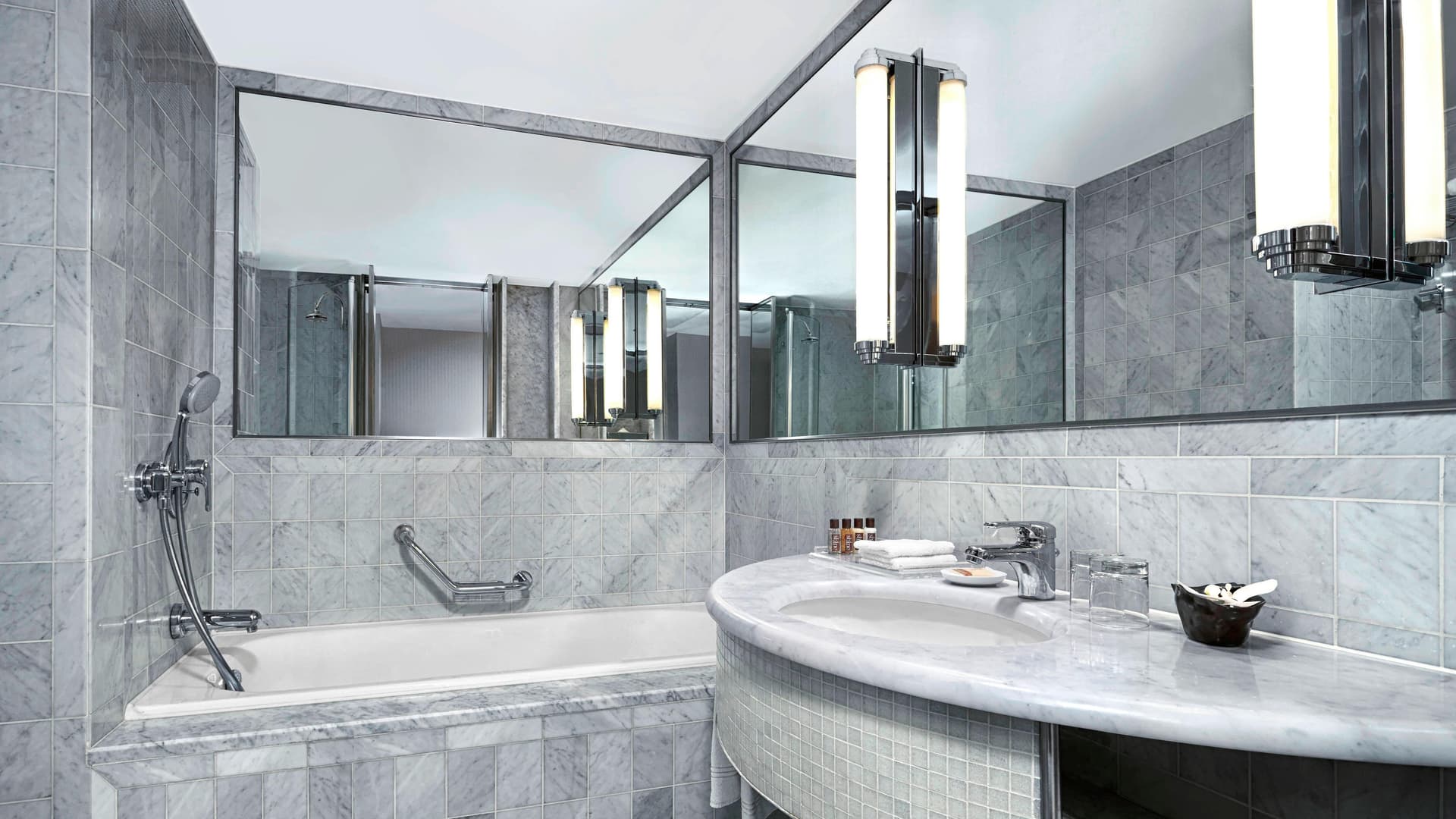 Sheraton Paris Charles de Gaulle Airport Hotel