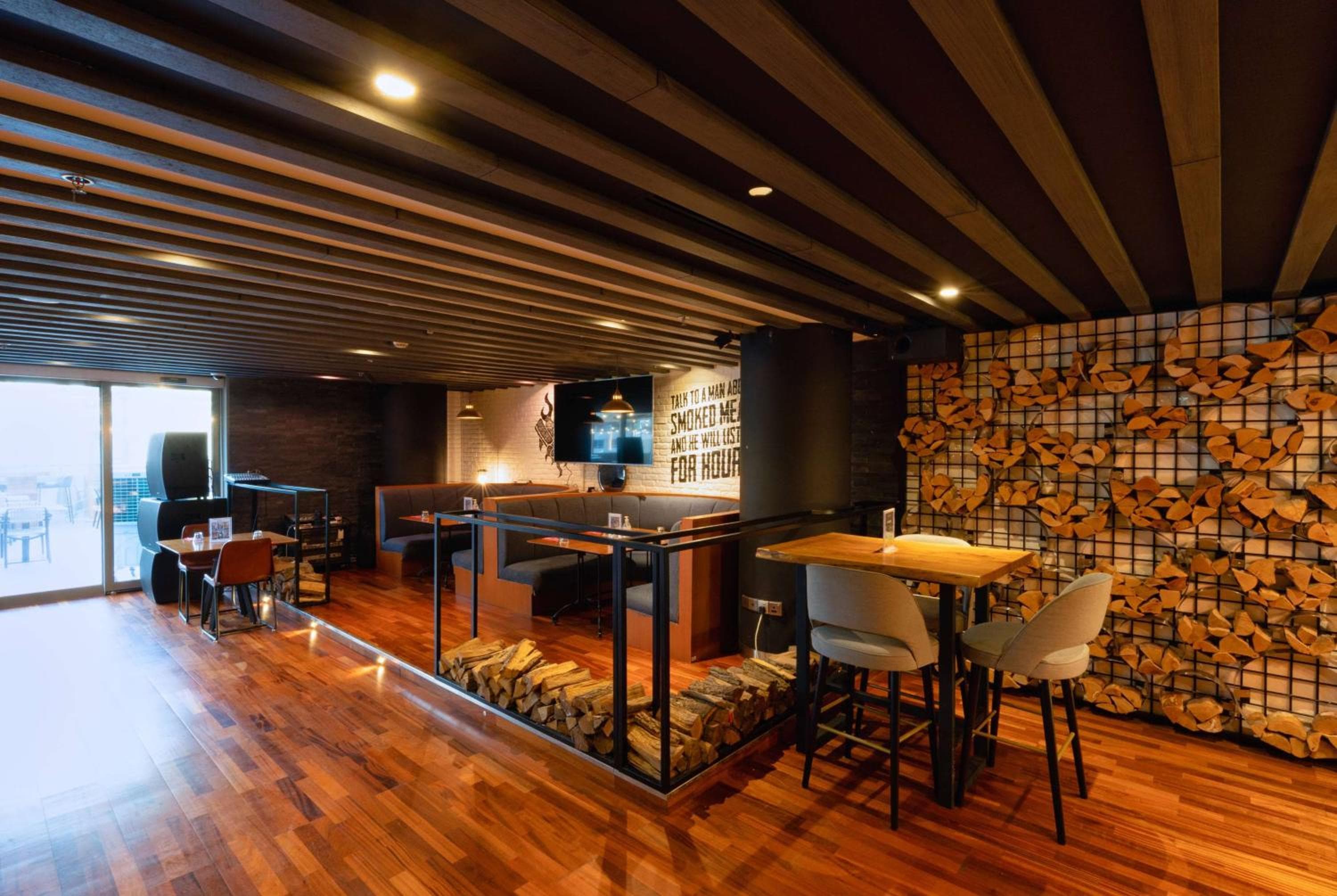 The First Collection Dubai Marina