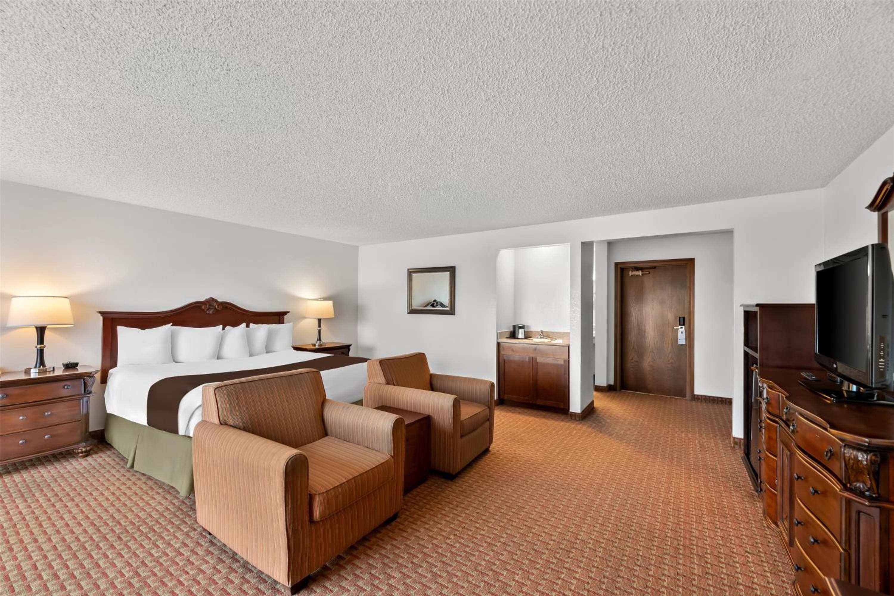 Best Western CHIEFTAIN INN