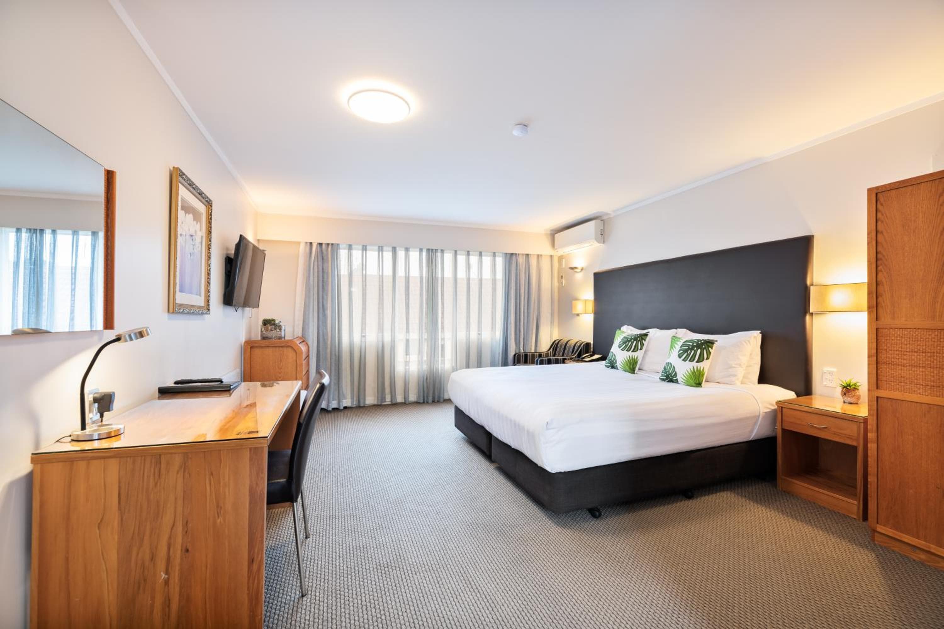 Best Western Newmarket Inn & Suites