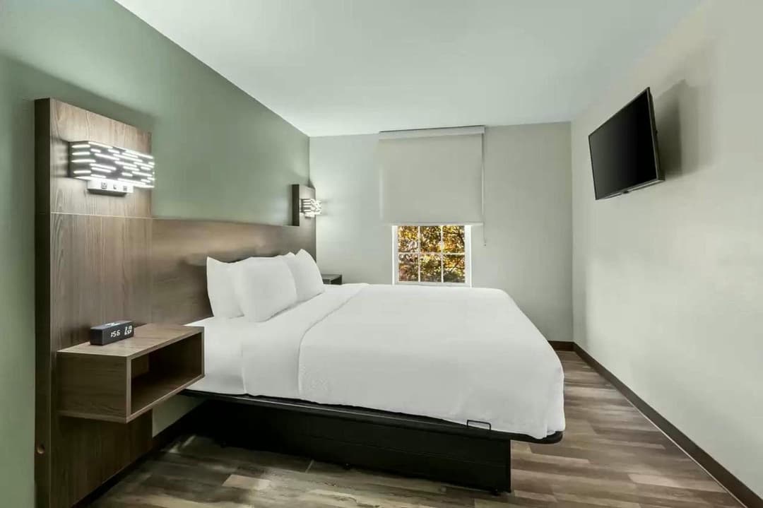 Quality Inn & Suites Columbia Harbison