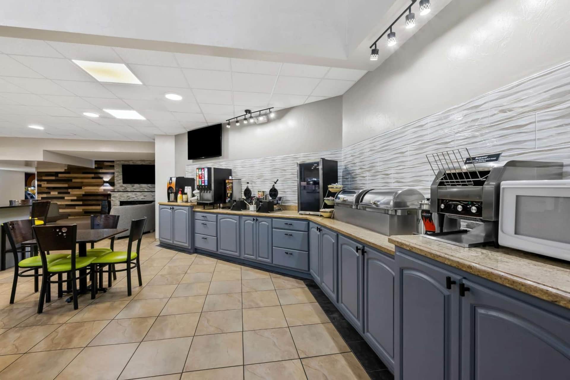 SureStay Plus Hotel by Best Western Lubbock Medical Center