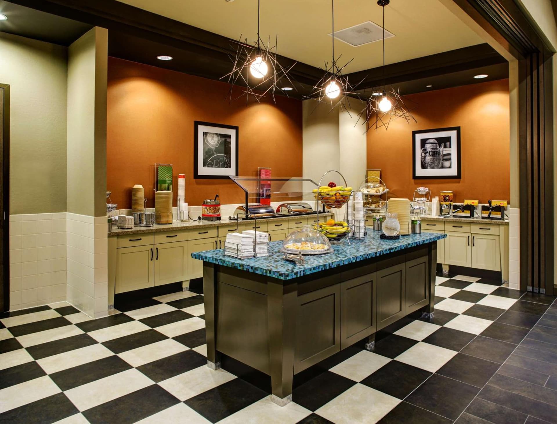 Hampton Inn & Suites Austin University/Capitol
