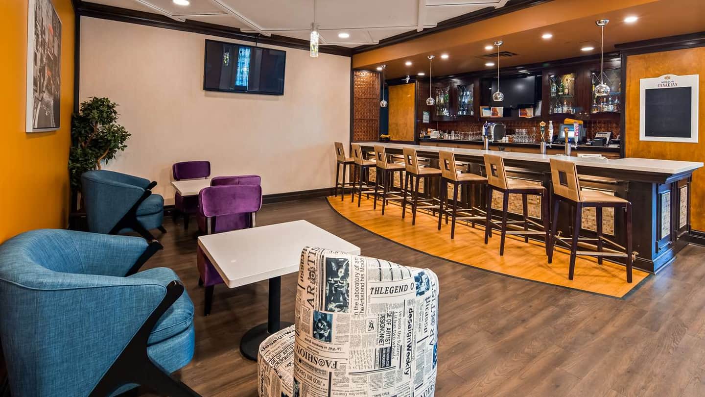Best Western Premier Toronto Airport Carlingview Hotel