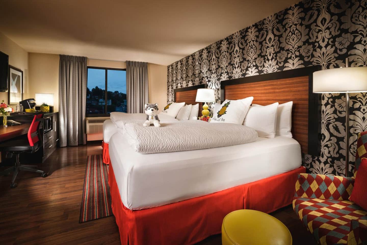 Staypineapple, The Maxwell Hotel, Seattle Center Seattle