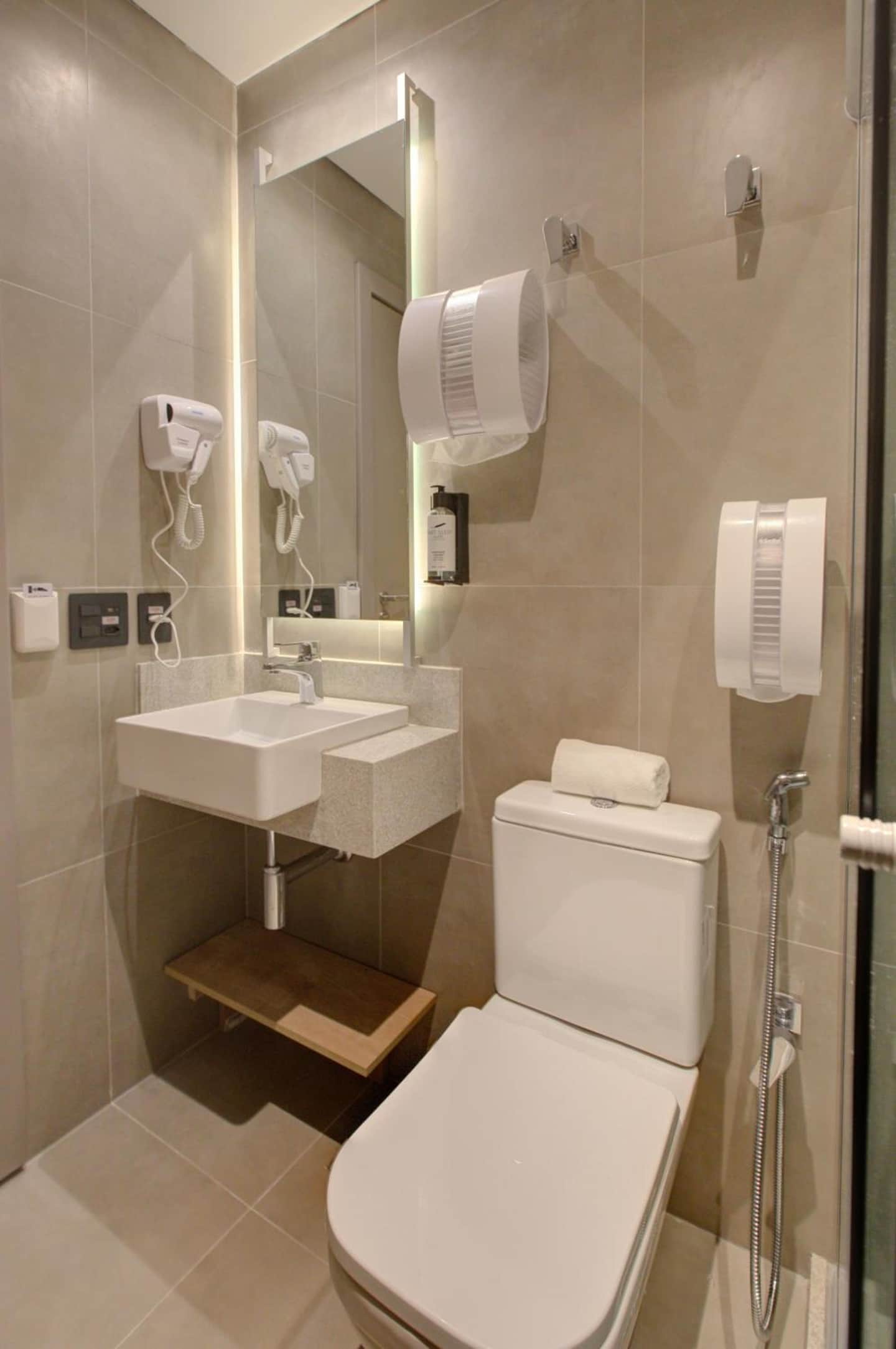 Fast Sleep Suites by Slaviero Hoteis - Terminal 2 - desembarque oeste