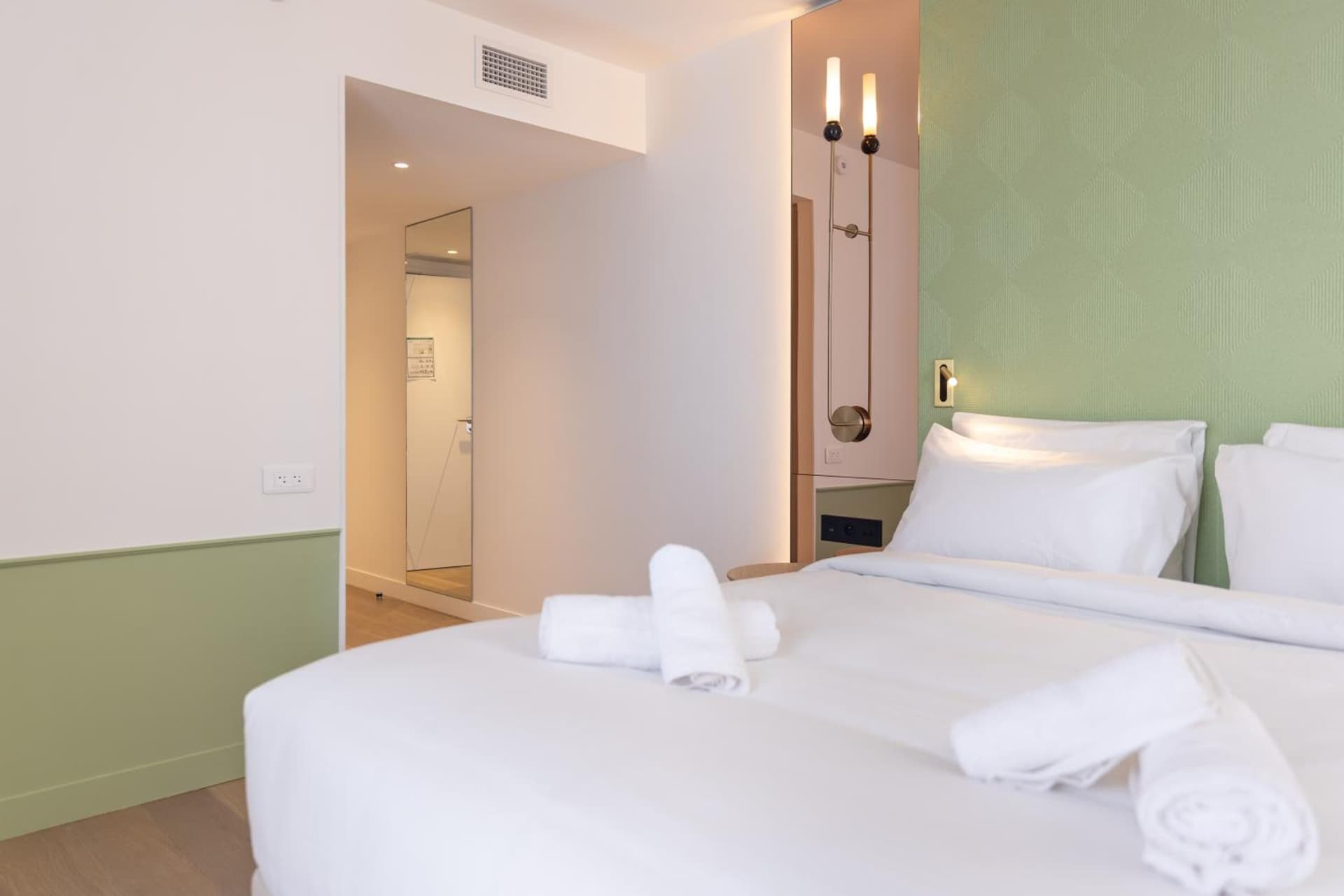 Kyriad Prestige Paris Asnieres