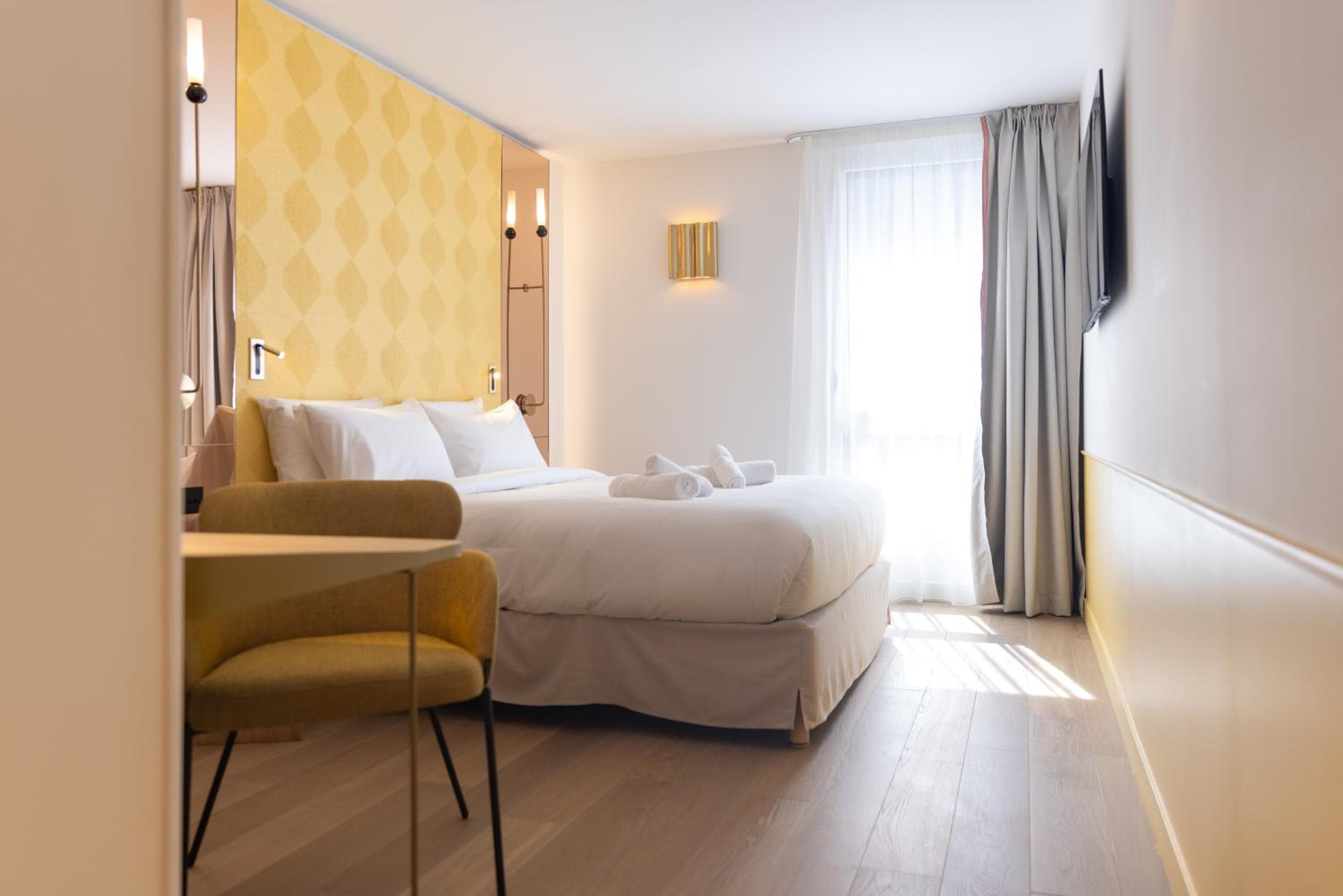 Kyriad Prestige Paris Asnieres