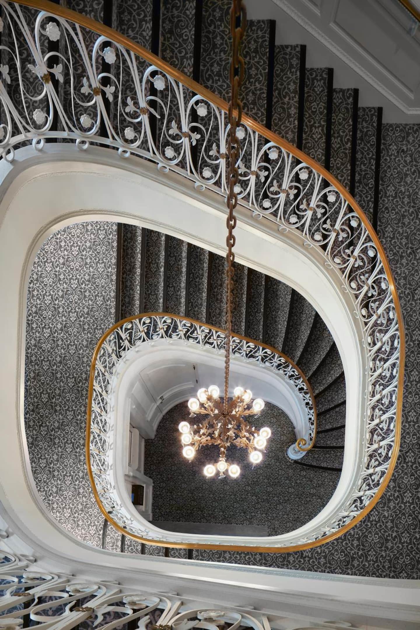 Tarrytown House Estate