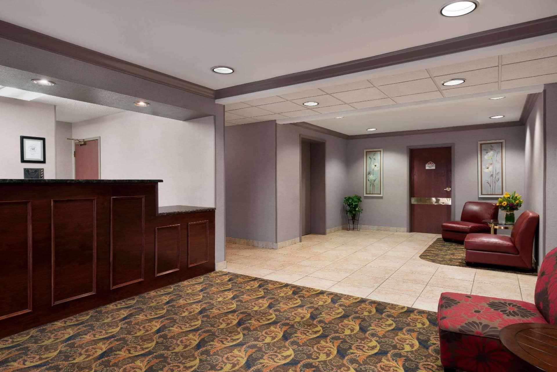 Lancaster Suites