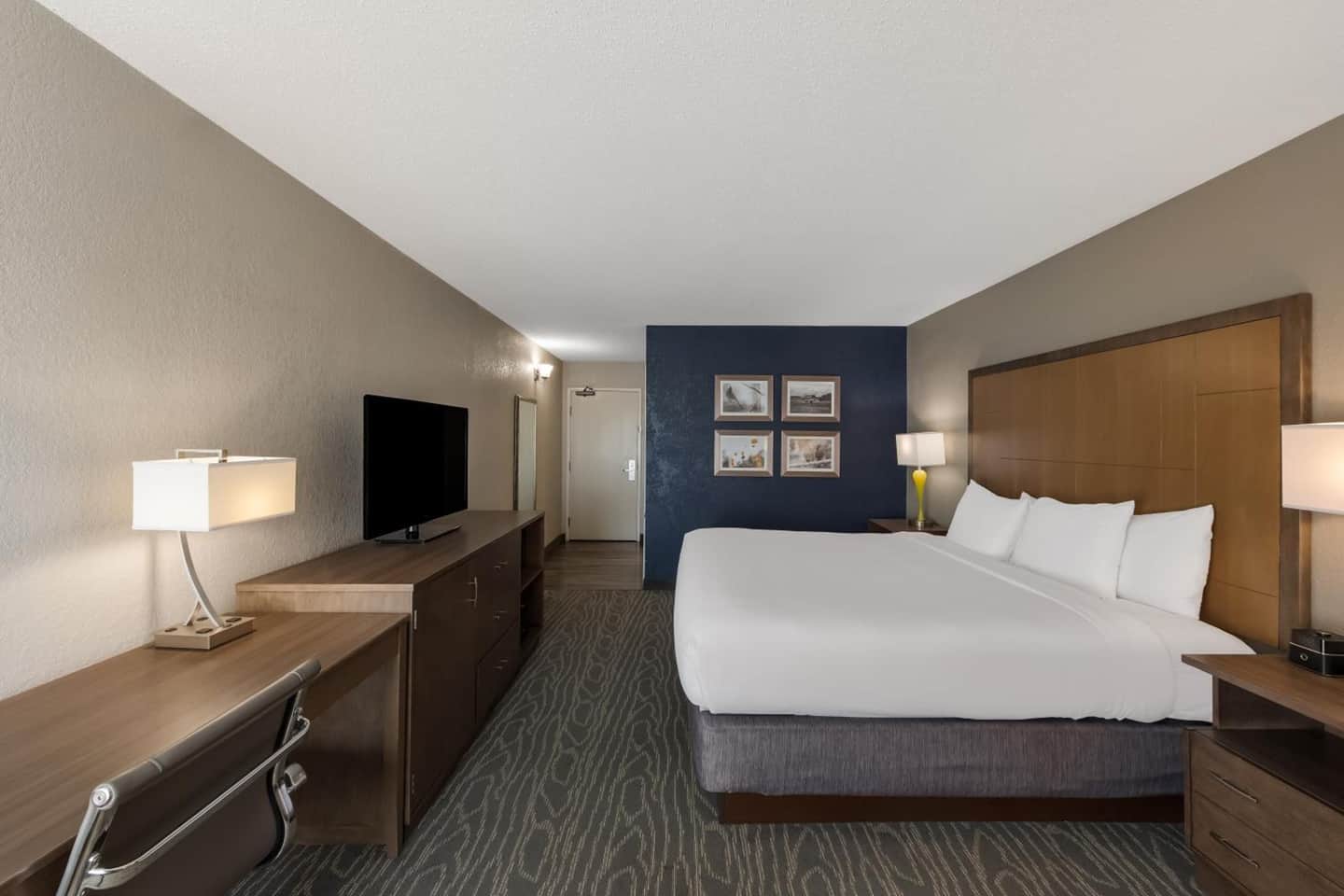 Comfort Inn & Suites Tipp City Dayton North I-75