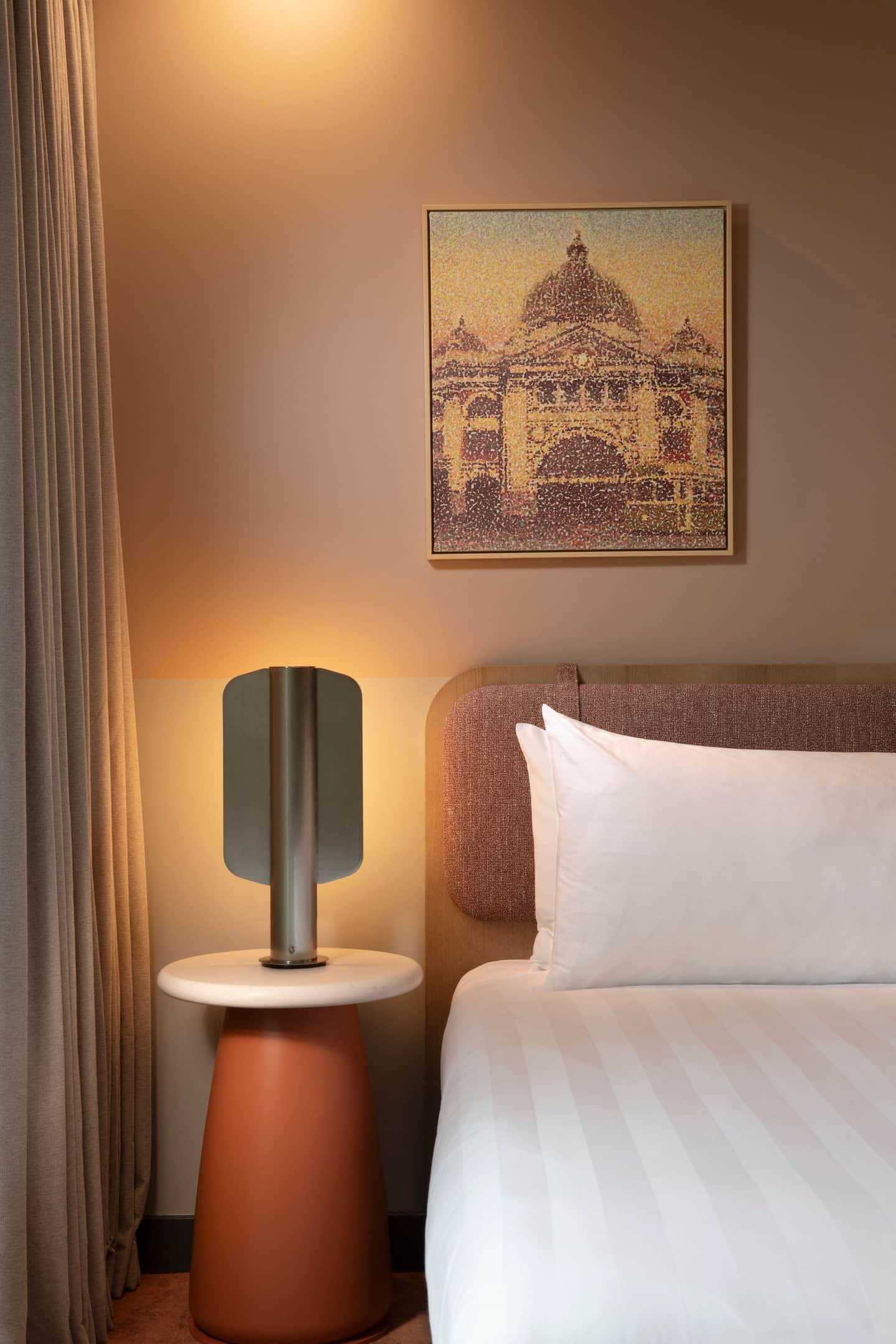 Mercure Melbourne La Trobe Street