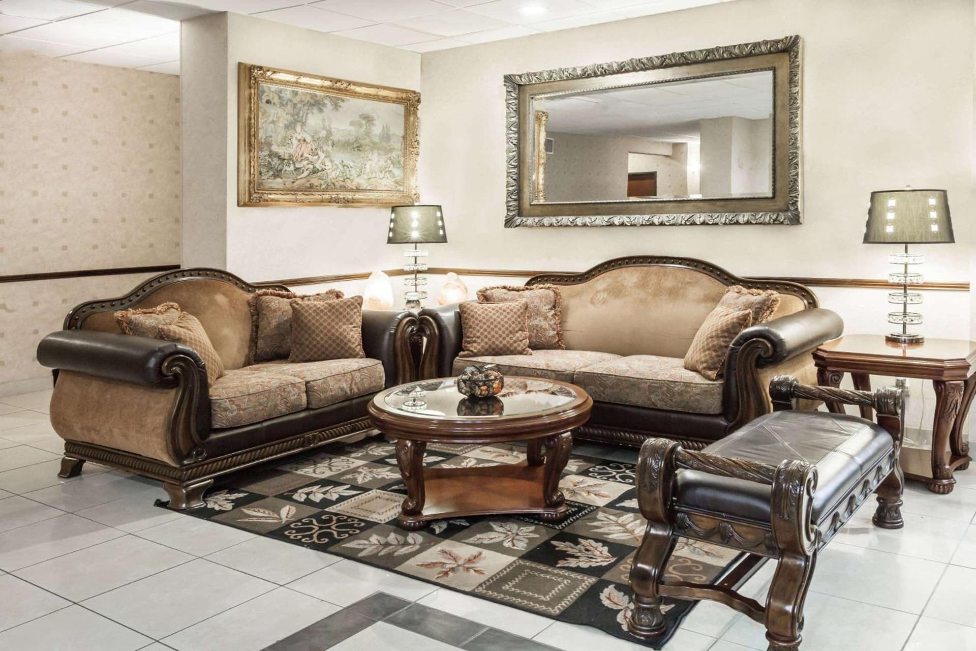 Grander Inn & Suites by IHG