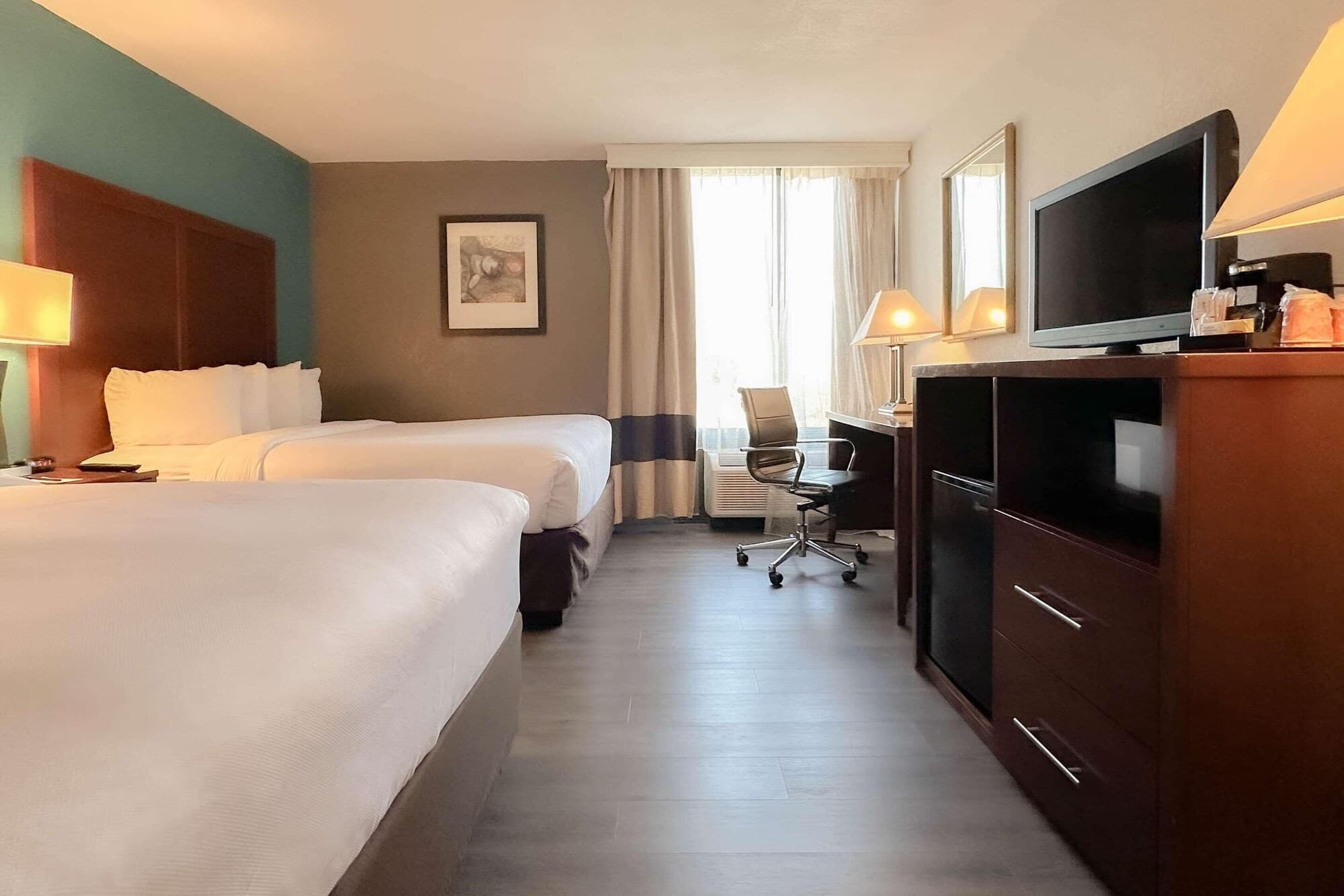 The Adventure Hotel by the Parks