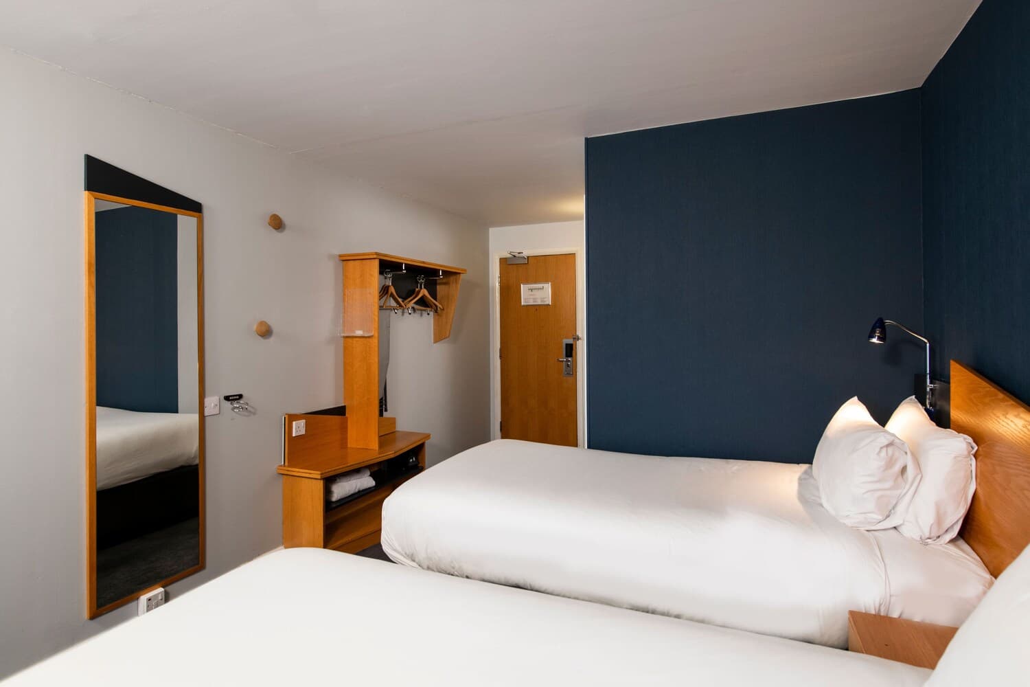 Holiday Inn Express - Gloucester - South