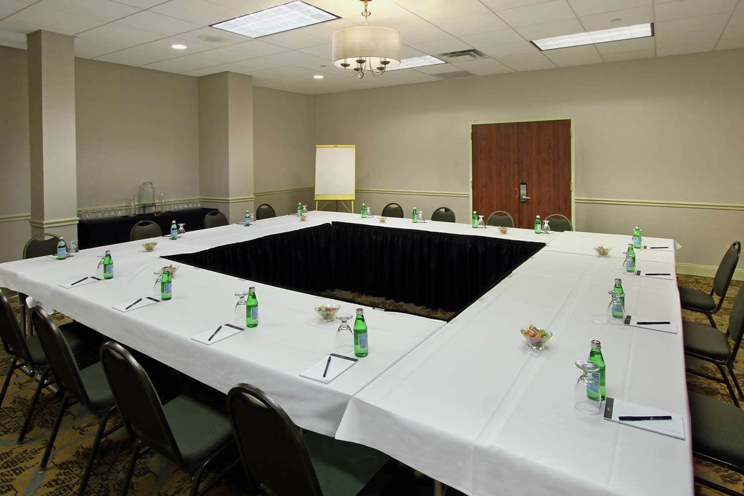DoubleTree by Hilton Hotel Mahwah