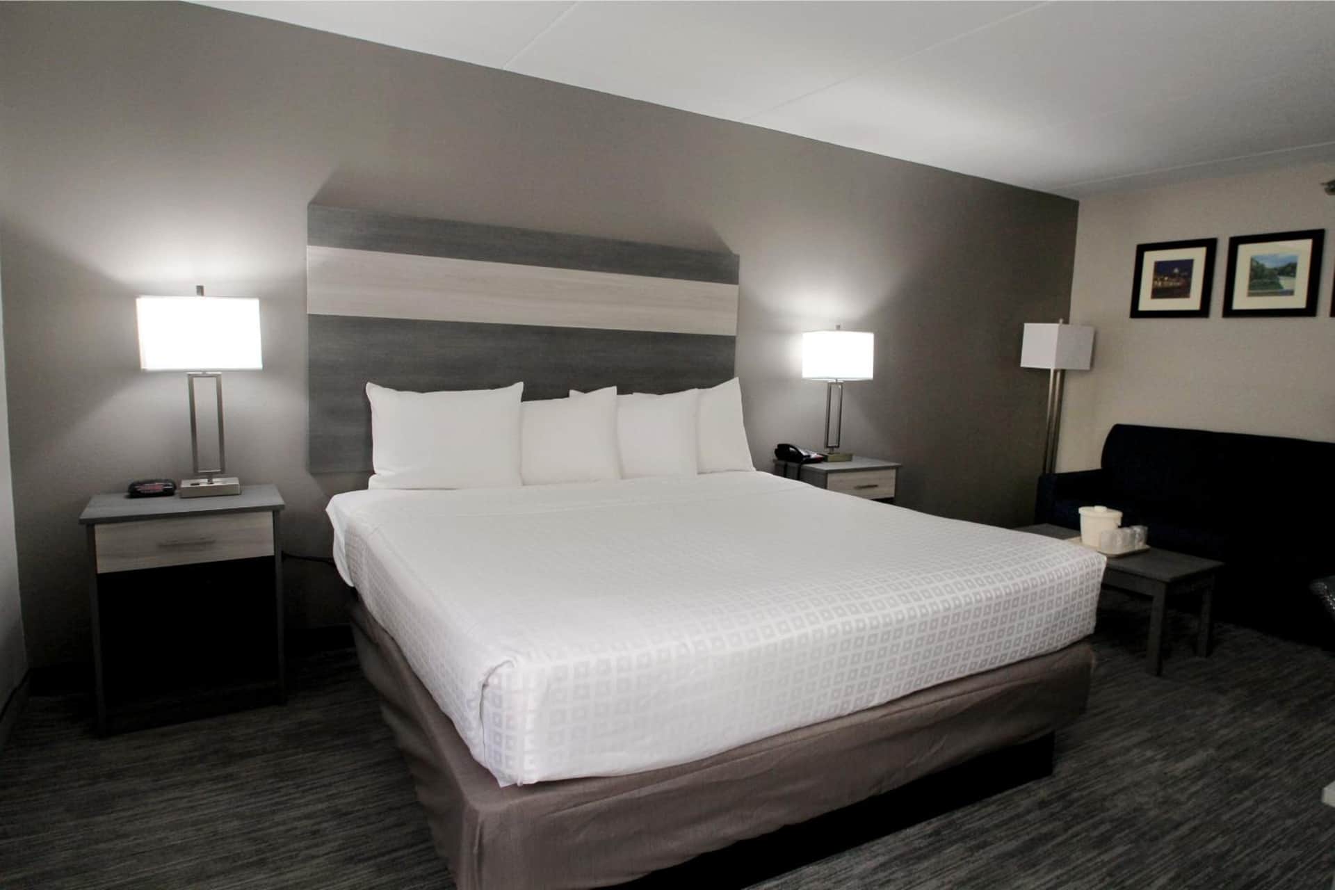 Baymont Inn & Suites by Wyndham Lafayette / Purdue Area