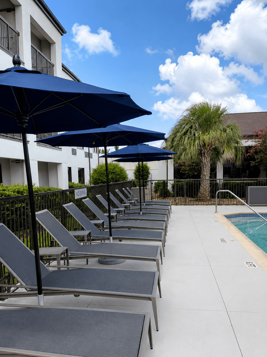 Courtyard by Marriott Houston Hobby Airport