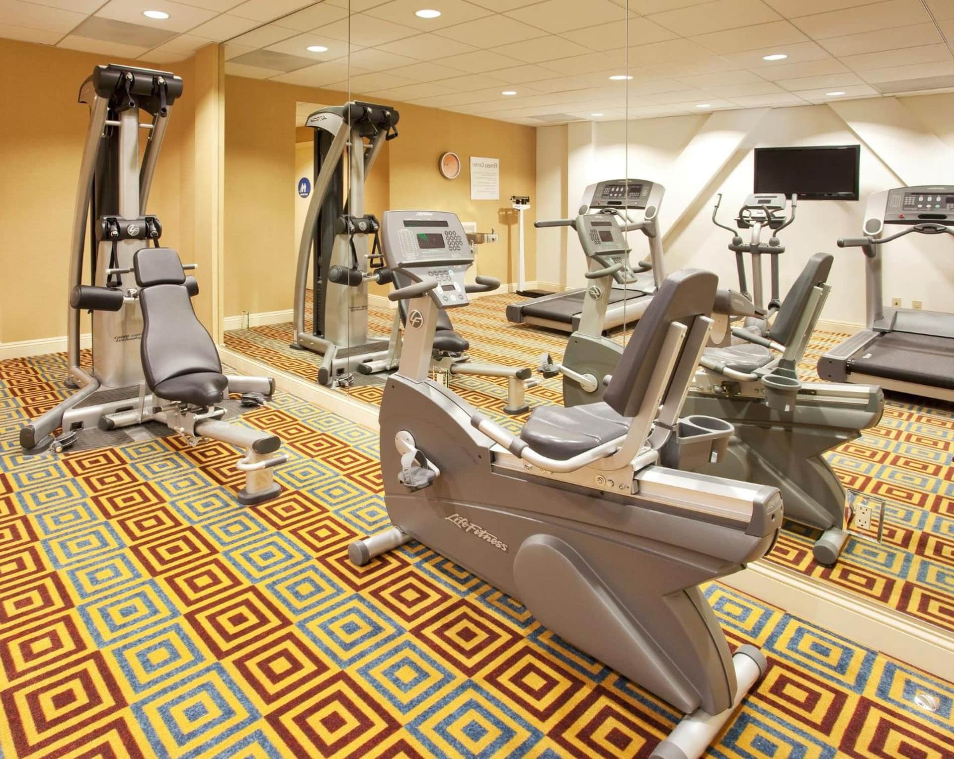 Holiday Inn Express Hotel & Suites Santa Cruz by IHG