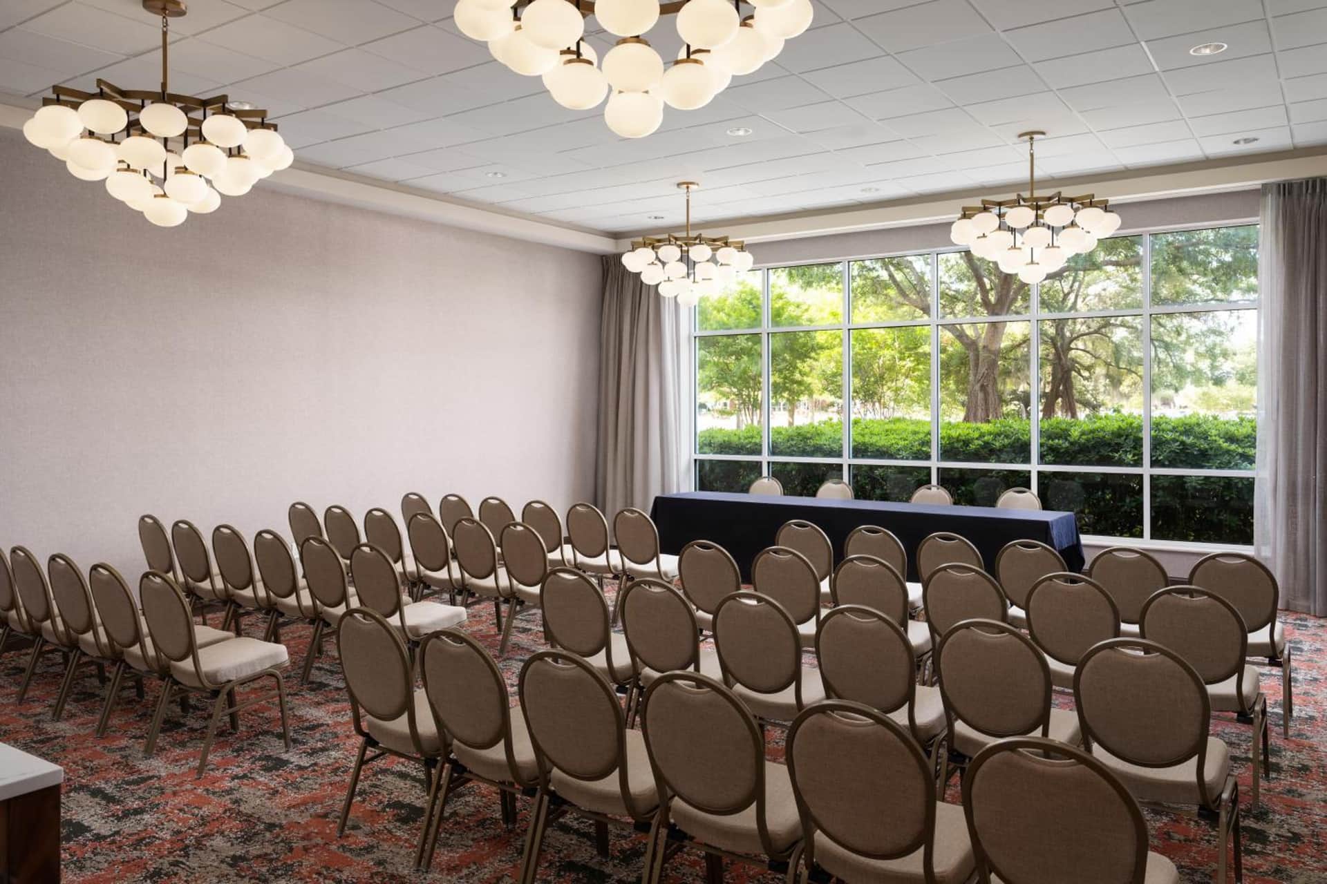 Embassy Suites by Hilton Charleston Airport Hotel & Convention Center
