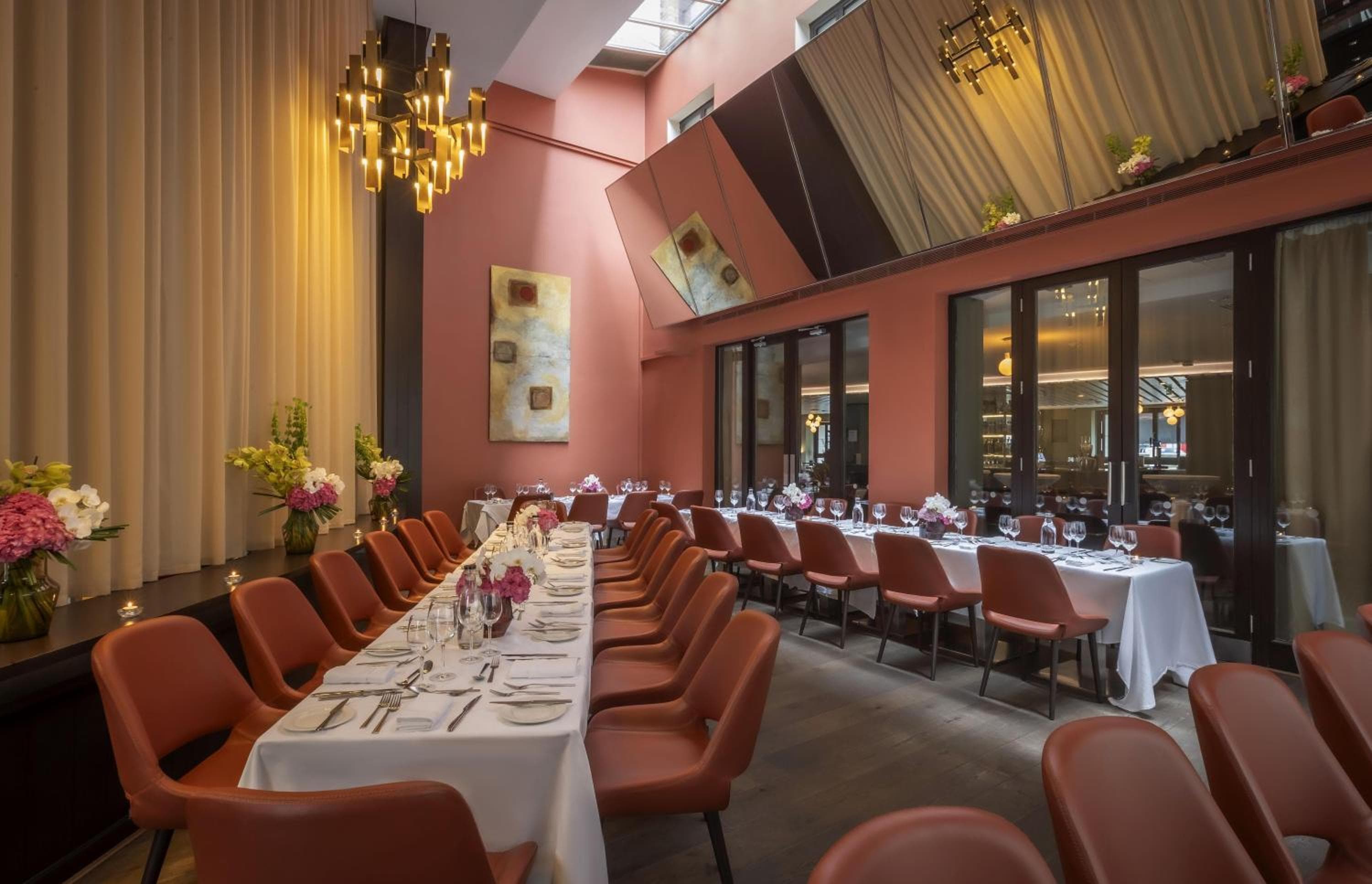 The Morrison Dublin, Curio Collection by Hilton