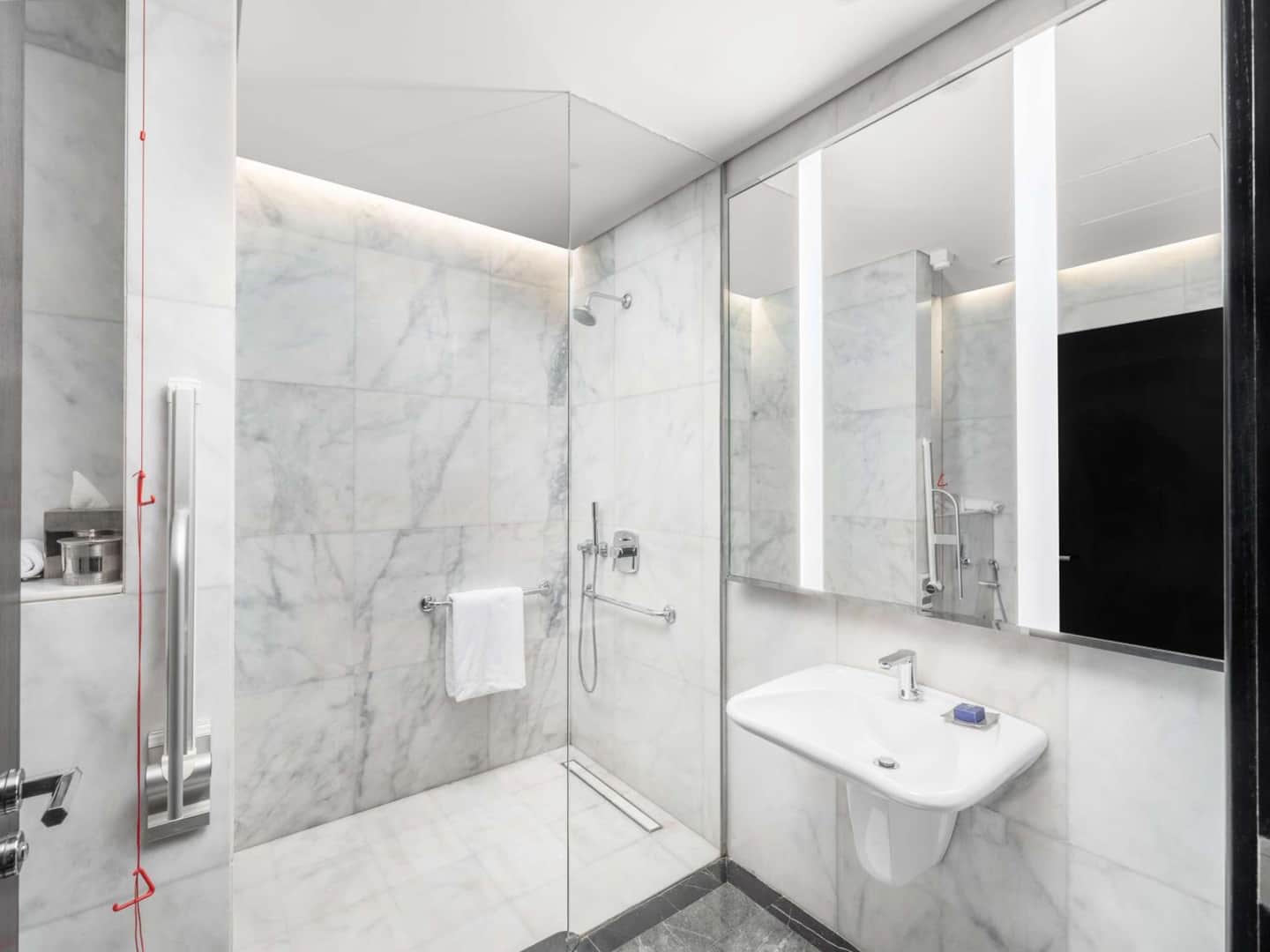 The Hotel Galleria Jeddah, Curio Collection by Hilton