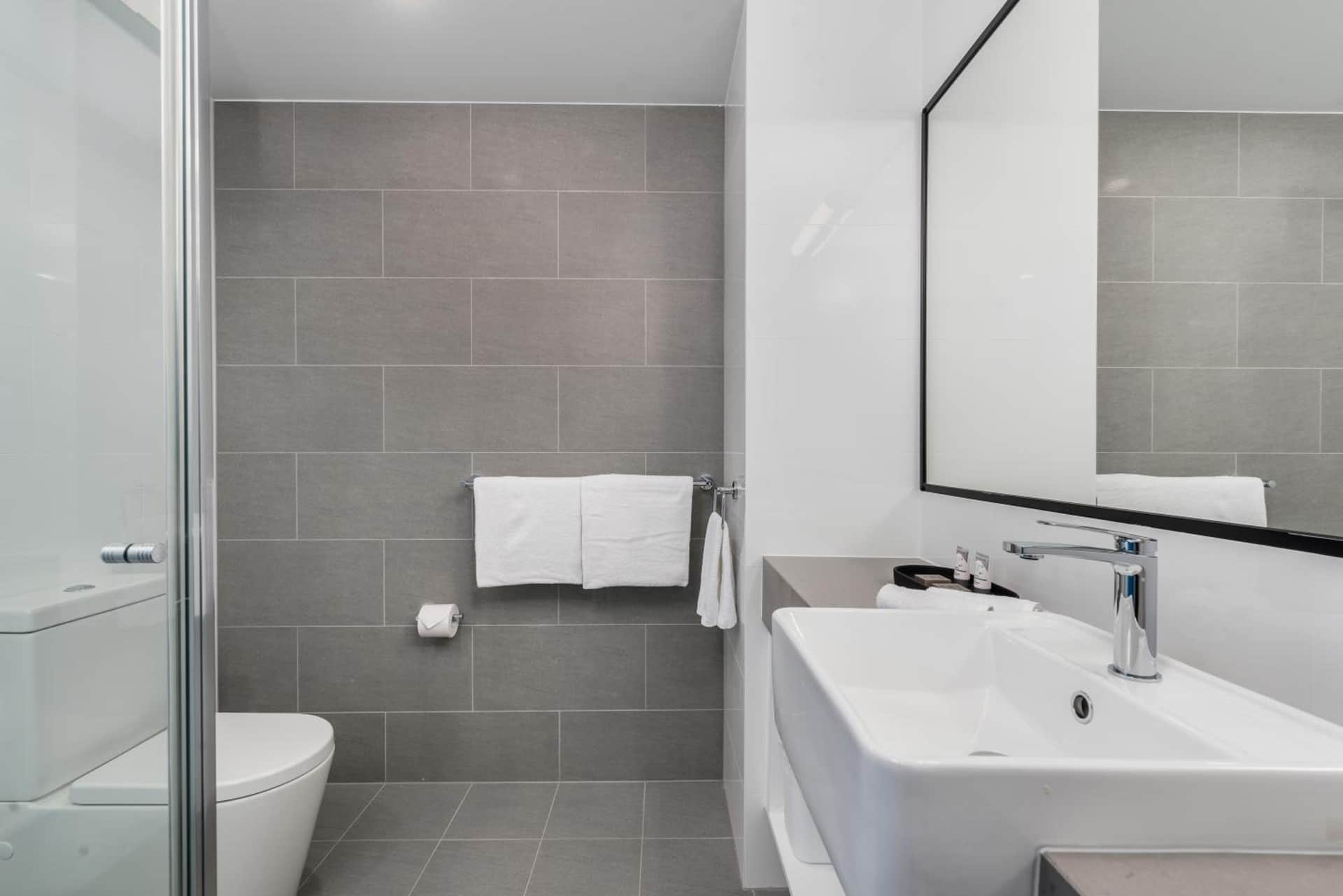 Thornton Executive Hotel