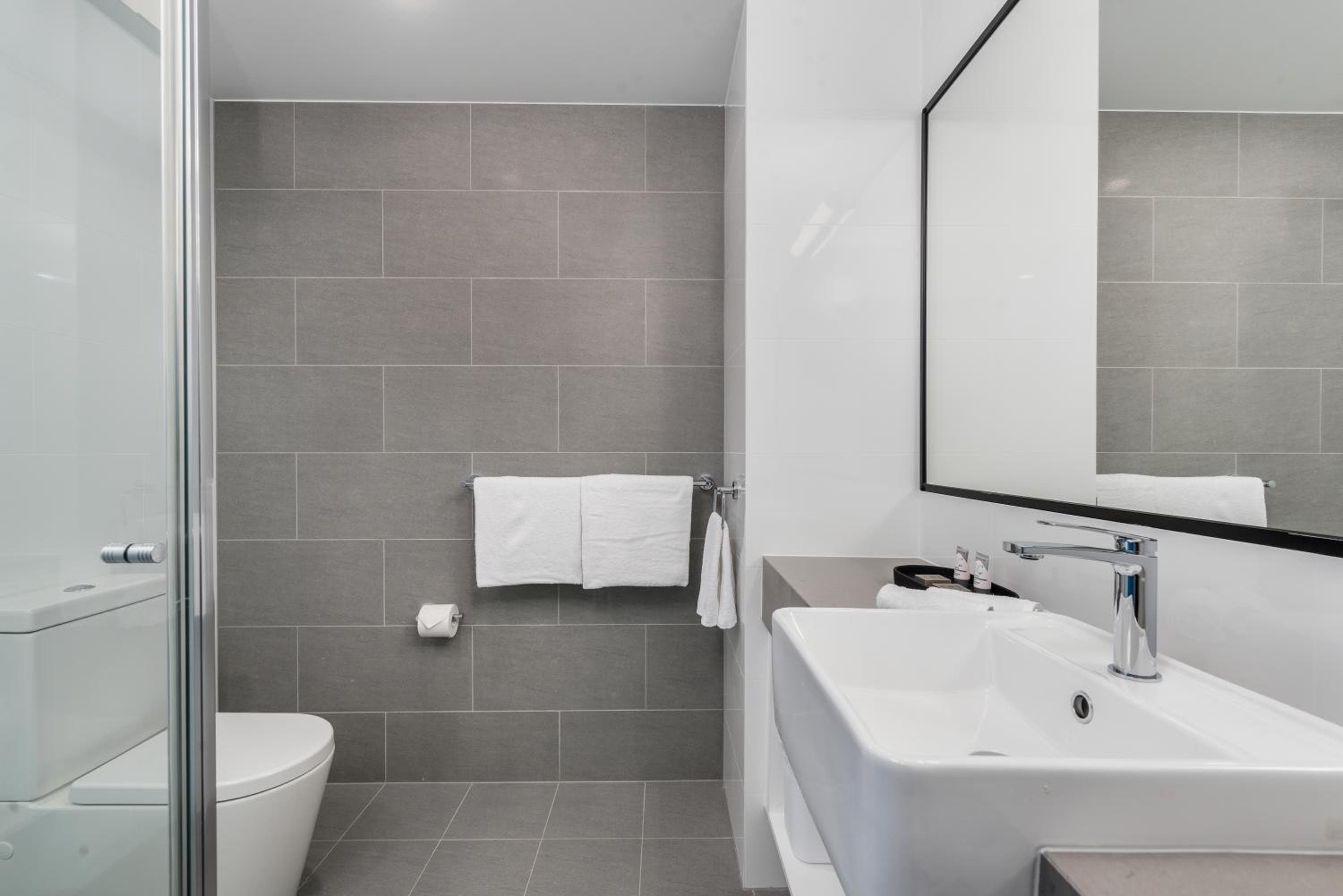 Thornton Executive Hotel