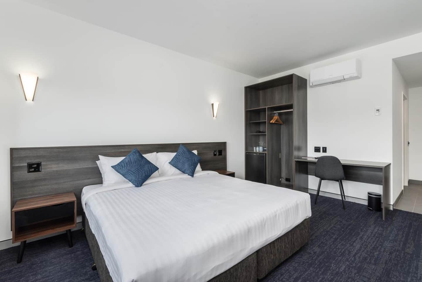 Thornton Executive Hotel