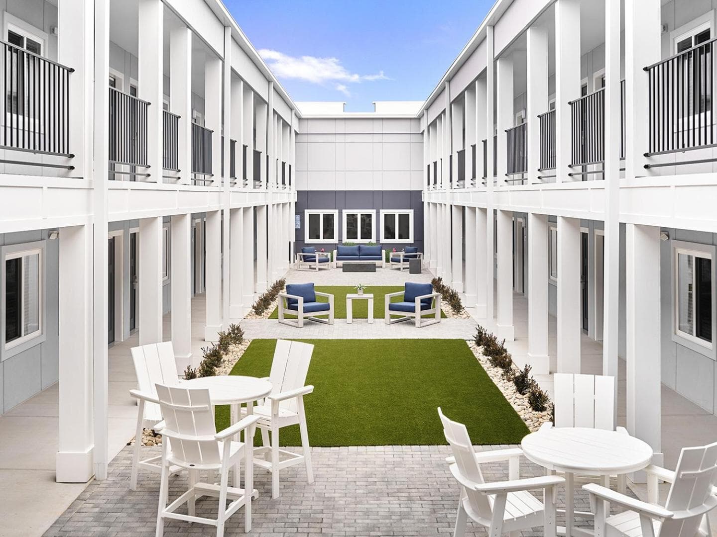 StayAPT Suites North Charleston