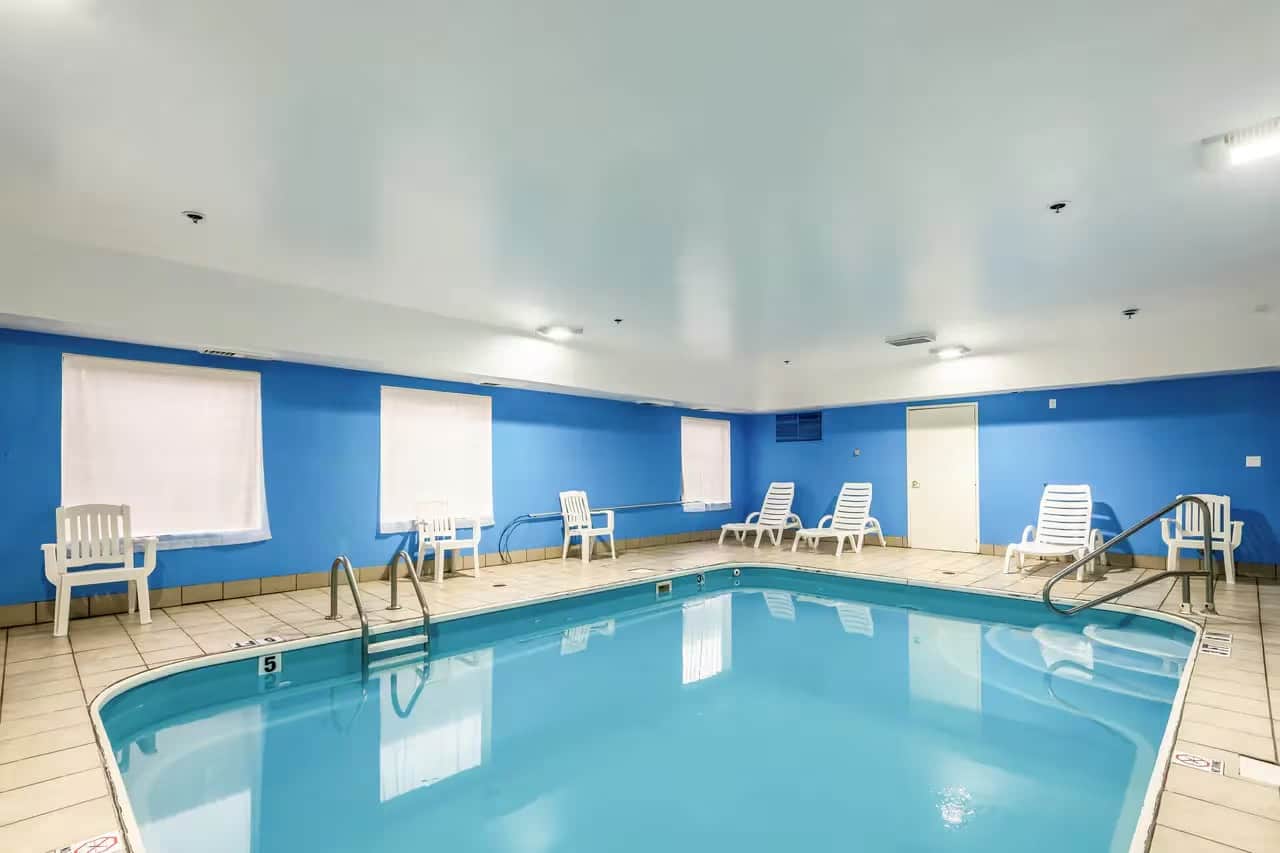 Comfort Inn & Suites Dayton Northwest - Englewood