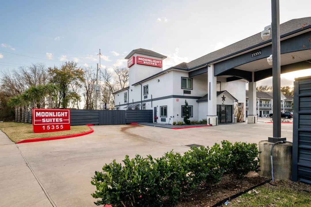 Moonlight Suites - Houston/George Bush Int'l Airport