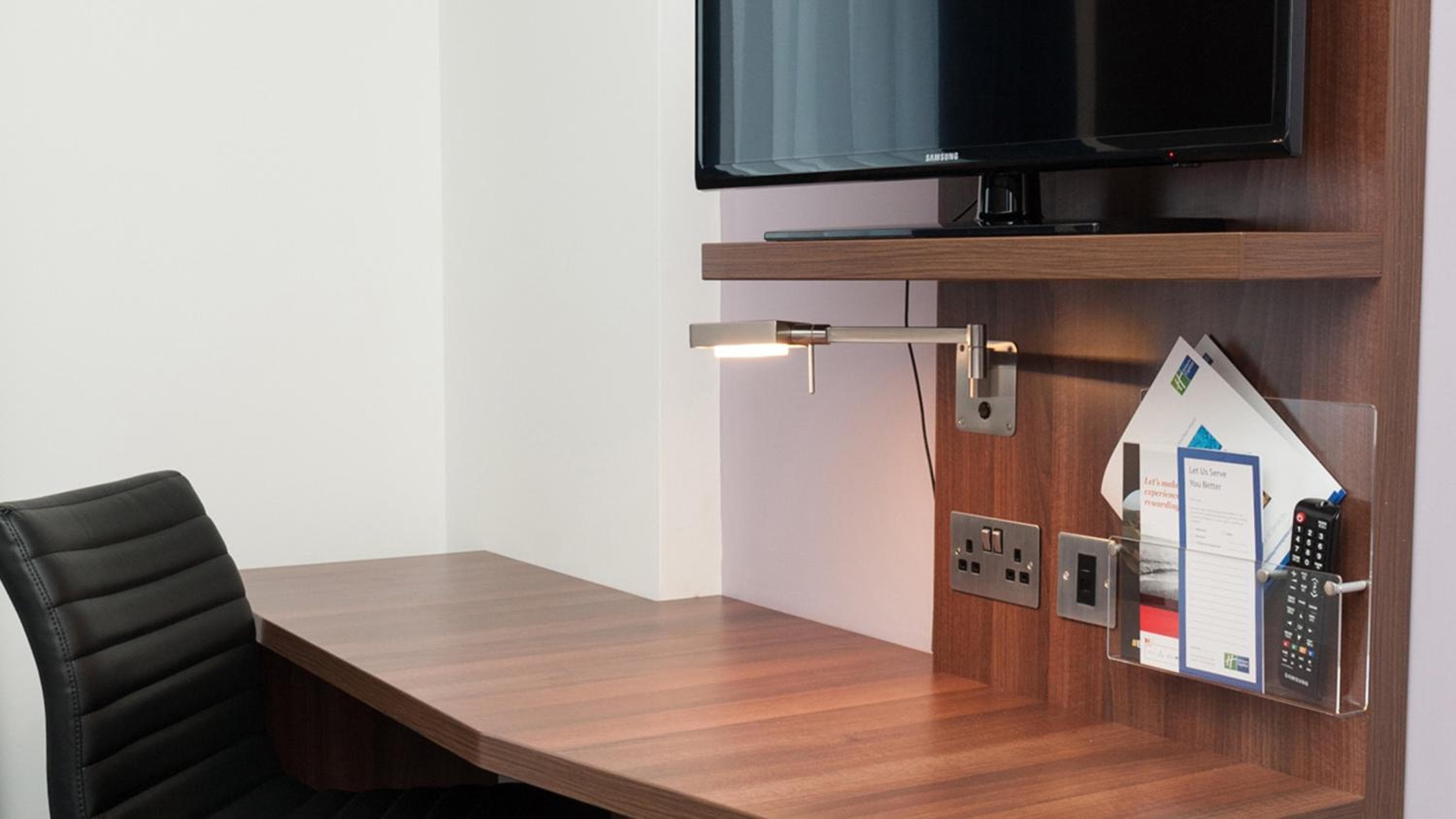 Holiday Inn Express Aberdeen Airport