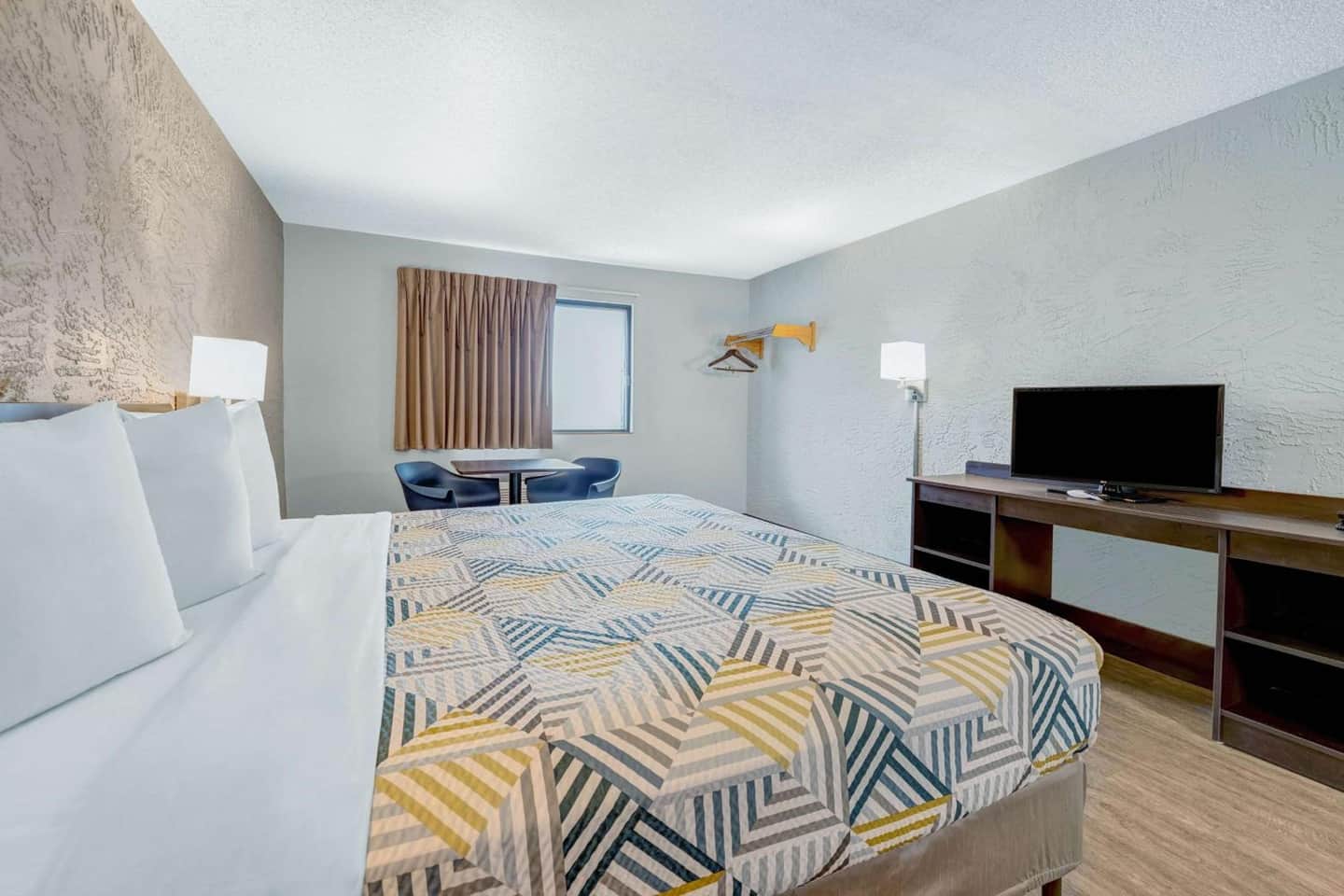 Motel 6 Elk Grove O'Hare