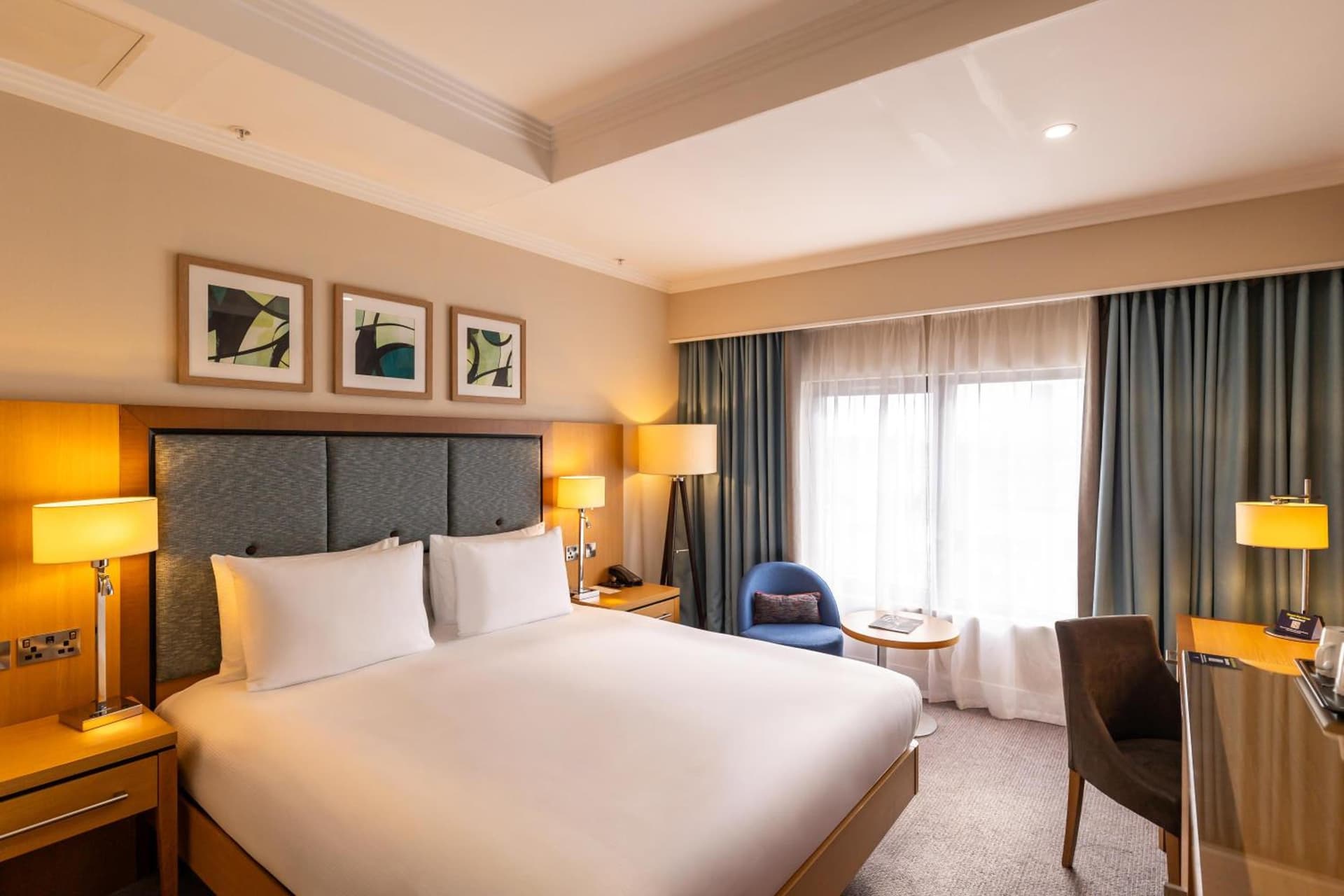 DoubleTree by Hilton London - Victoria