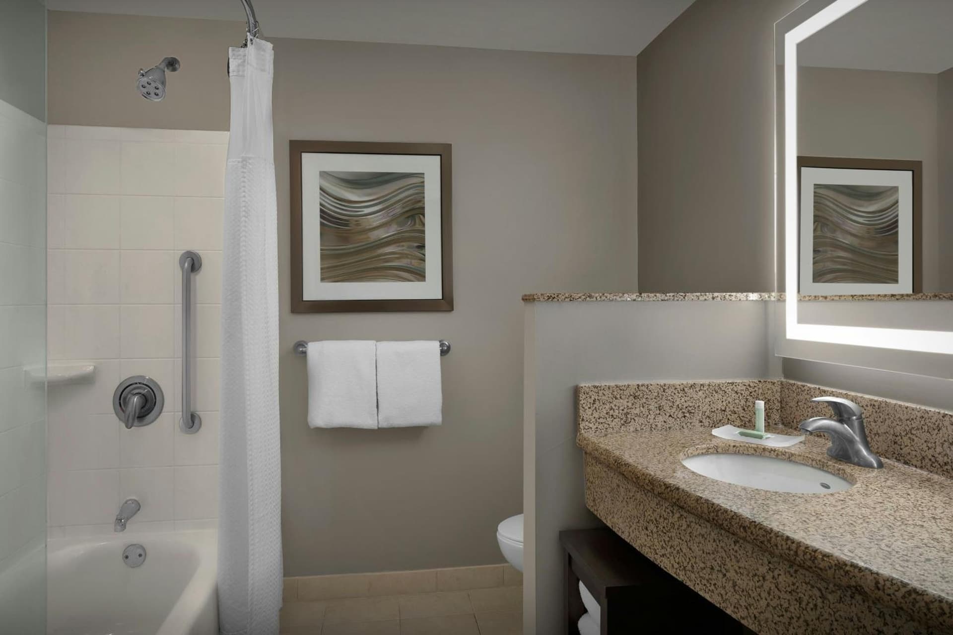 Courtyard by Marriott Greensboro Airport