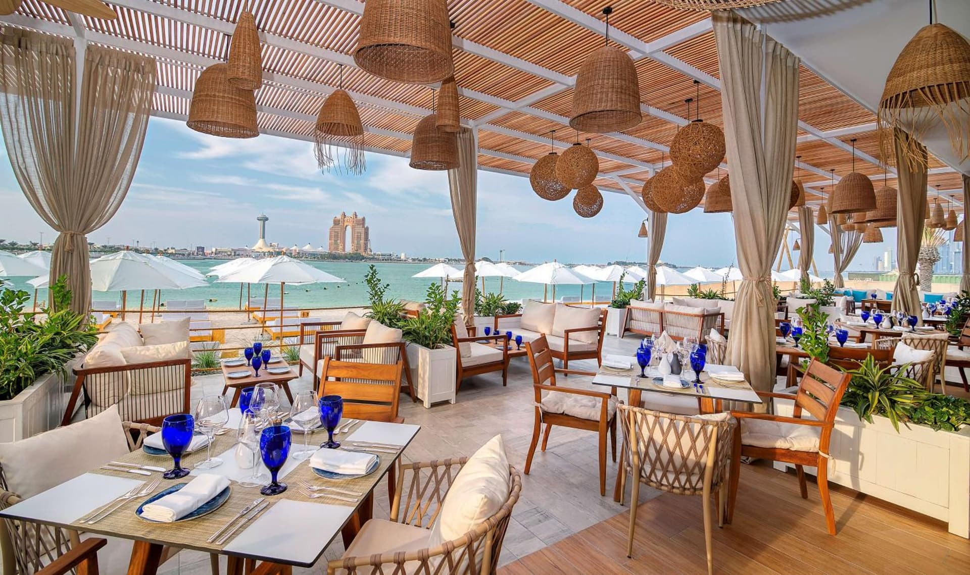 Radisson Blu Hotel & Resort, Abu Dhabi Corniche