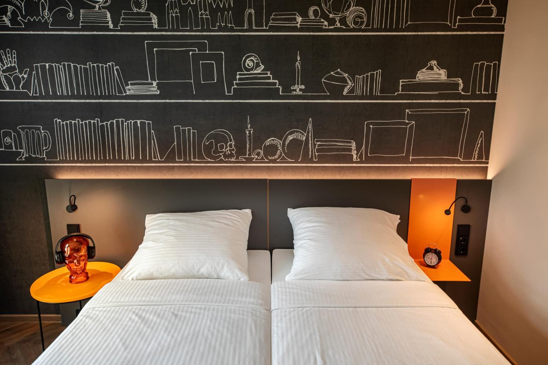 LOGINN Hotel Köln Airport