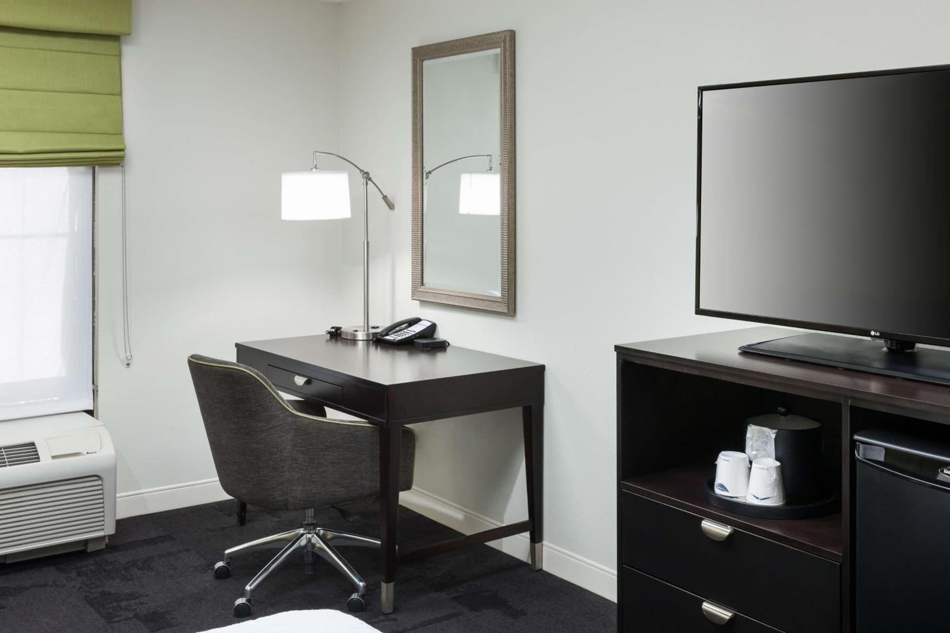 Hampton Inn Suites - Gainesville Downtown