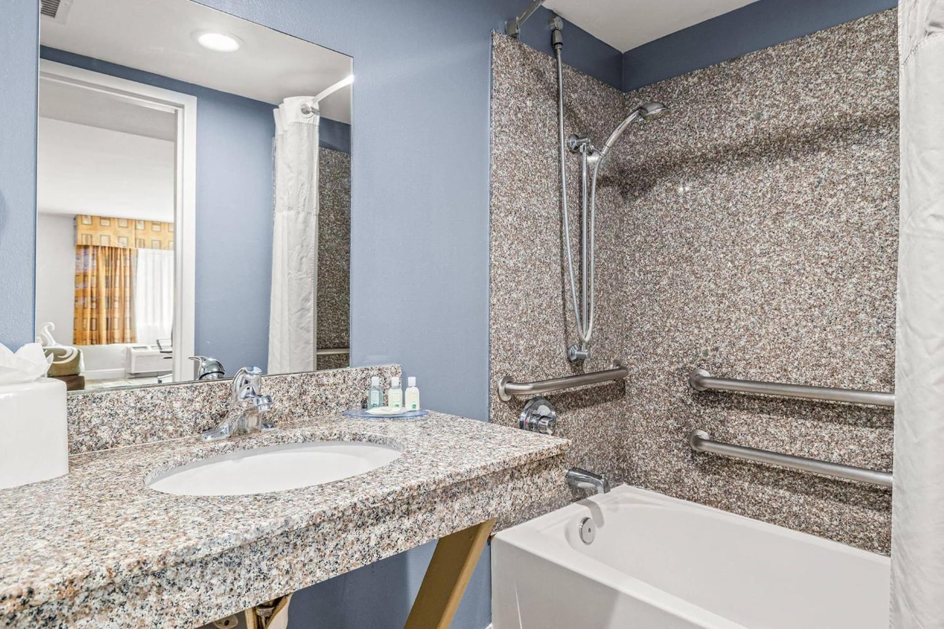 Quality Inn & Suites Tampa near Fairgrounds and Casino