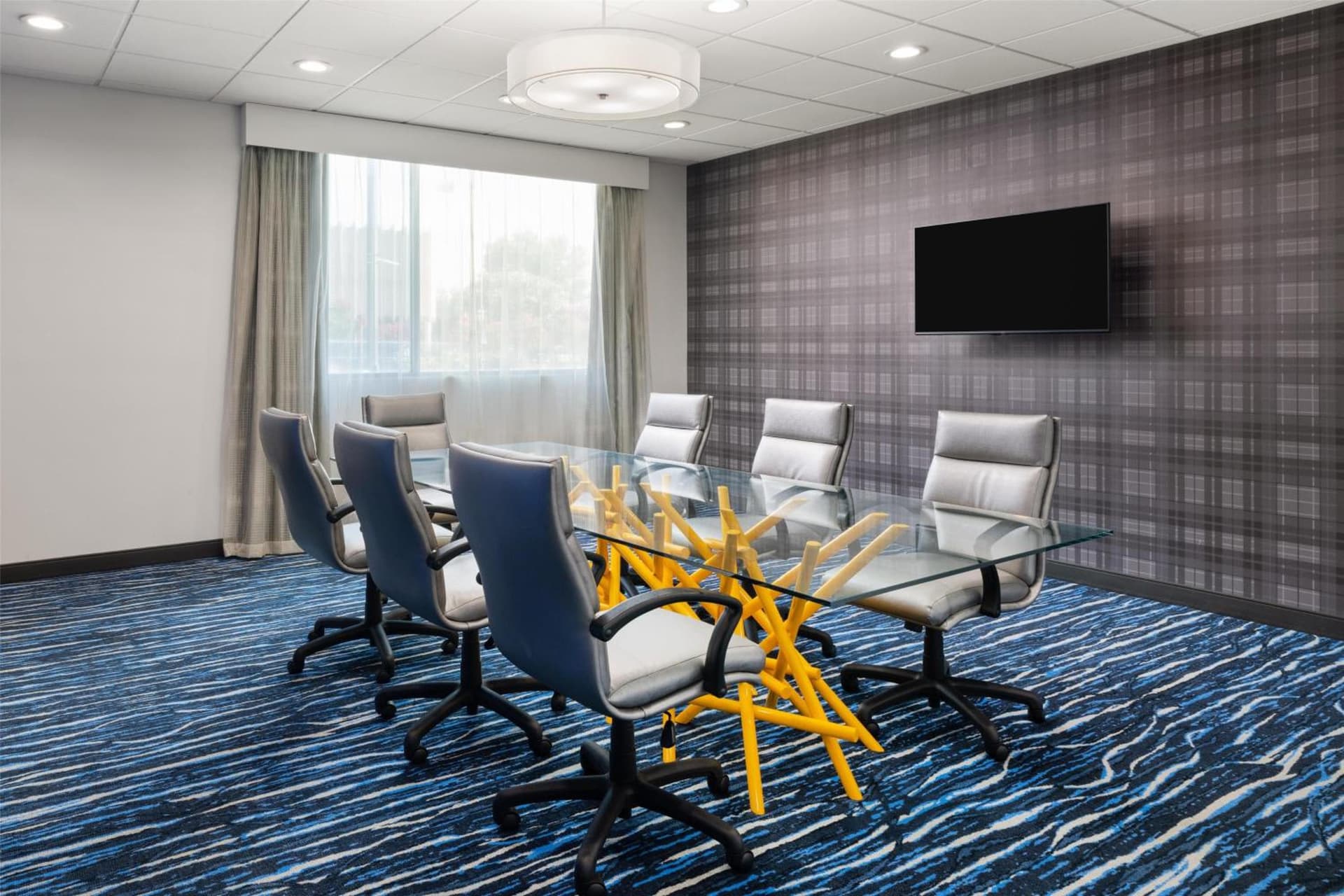 GLō Best Western Enid OK Downtown/Convention Center Hotel