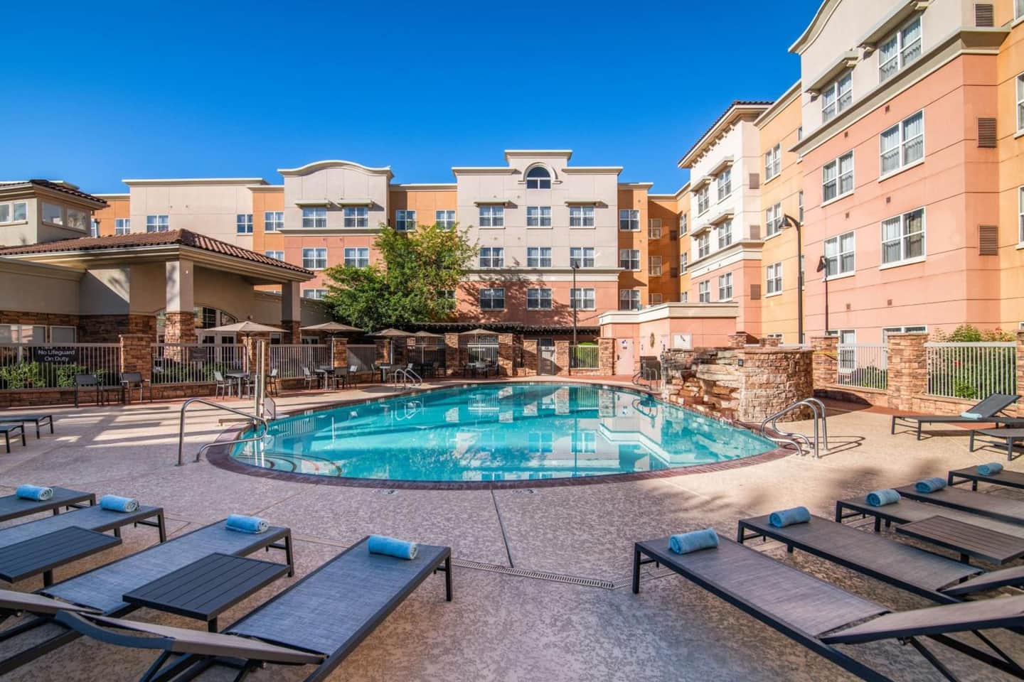 Residence Inn Phoenix Glendale Sports & Entertainment District