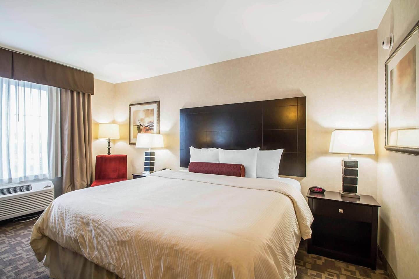 Clarion Inn Elmhurst - Oak Brook near I-88 I-290 I-294