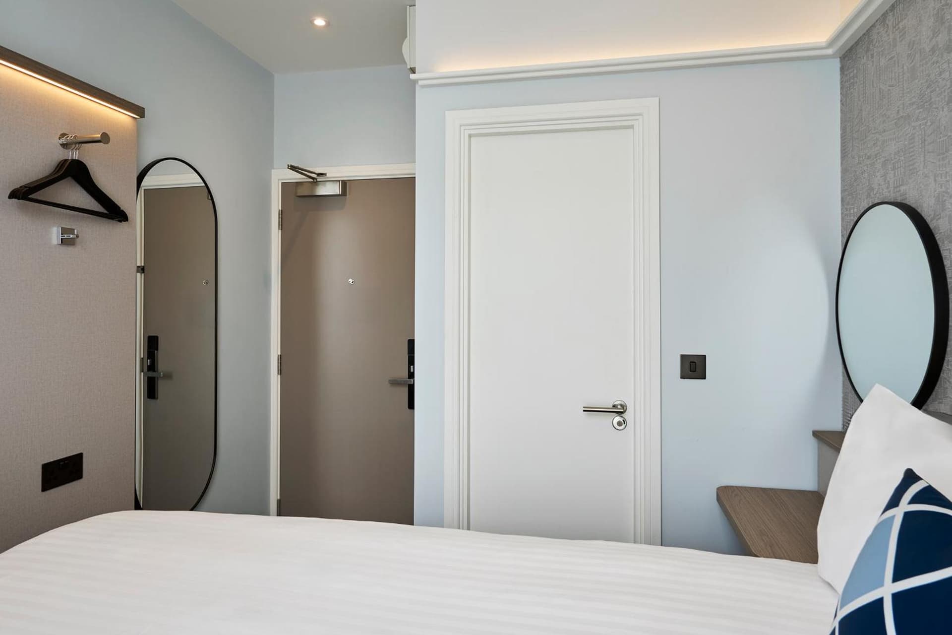 Four Points Flex by Sheraton London Victoria