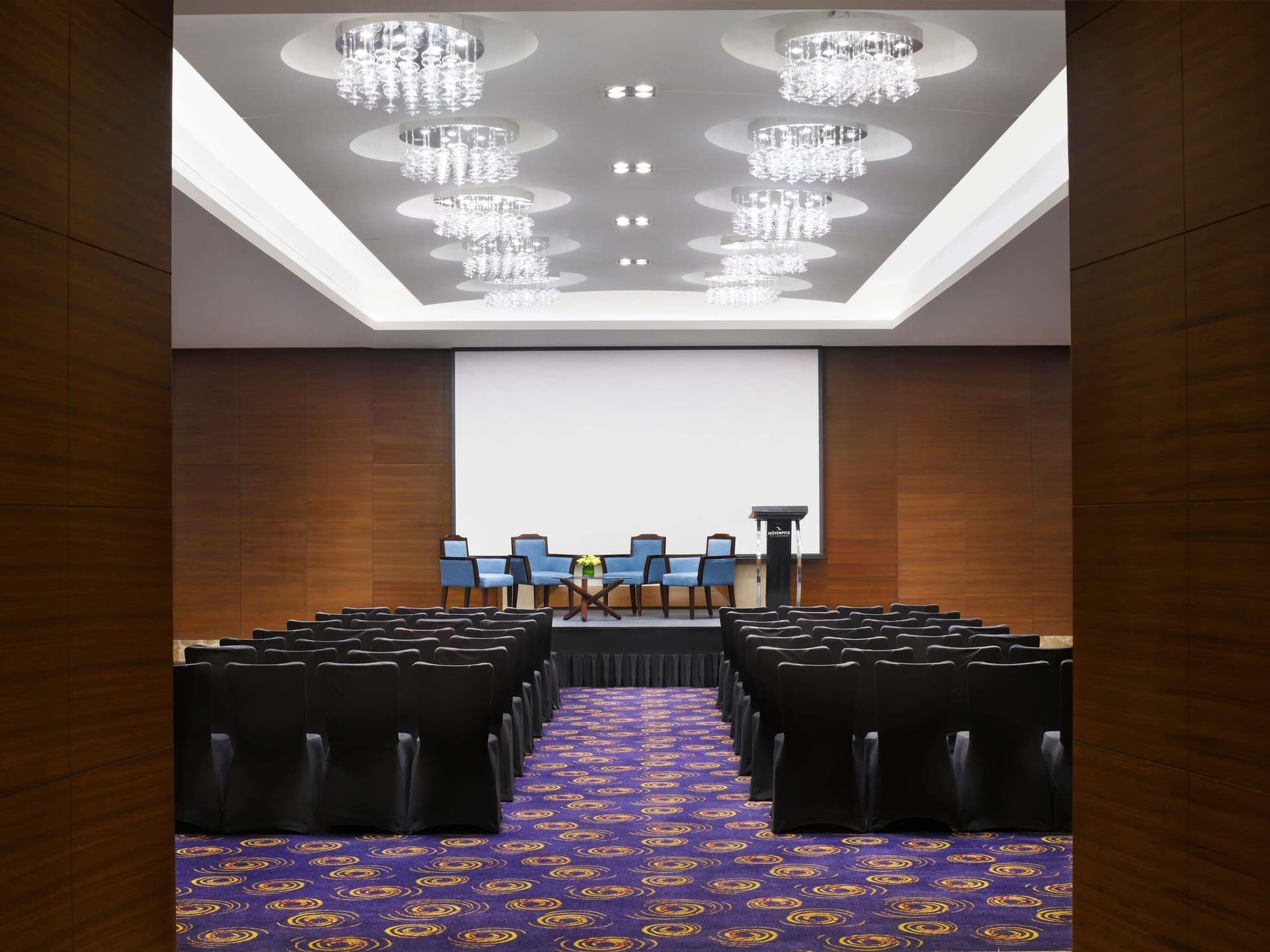 Mövenpick Hotel Jumeirah Beach