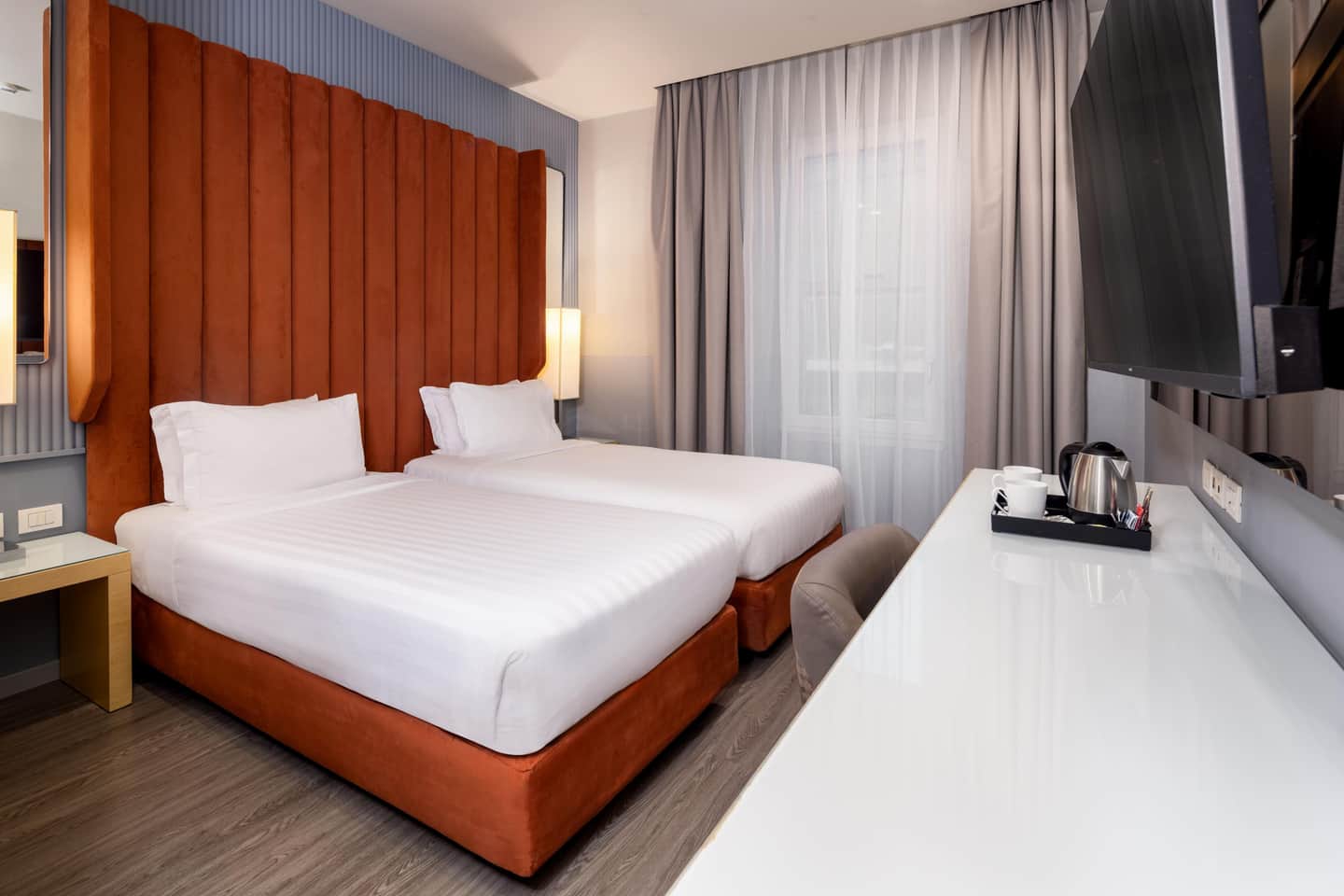 Holiday Inn Milan Garibaldi Station