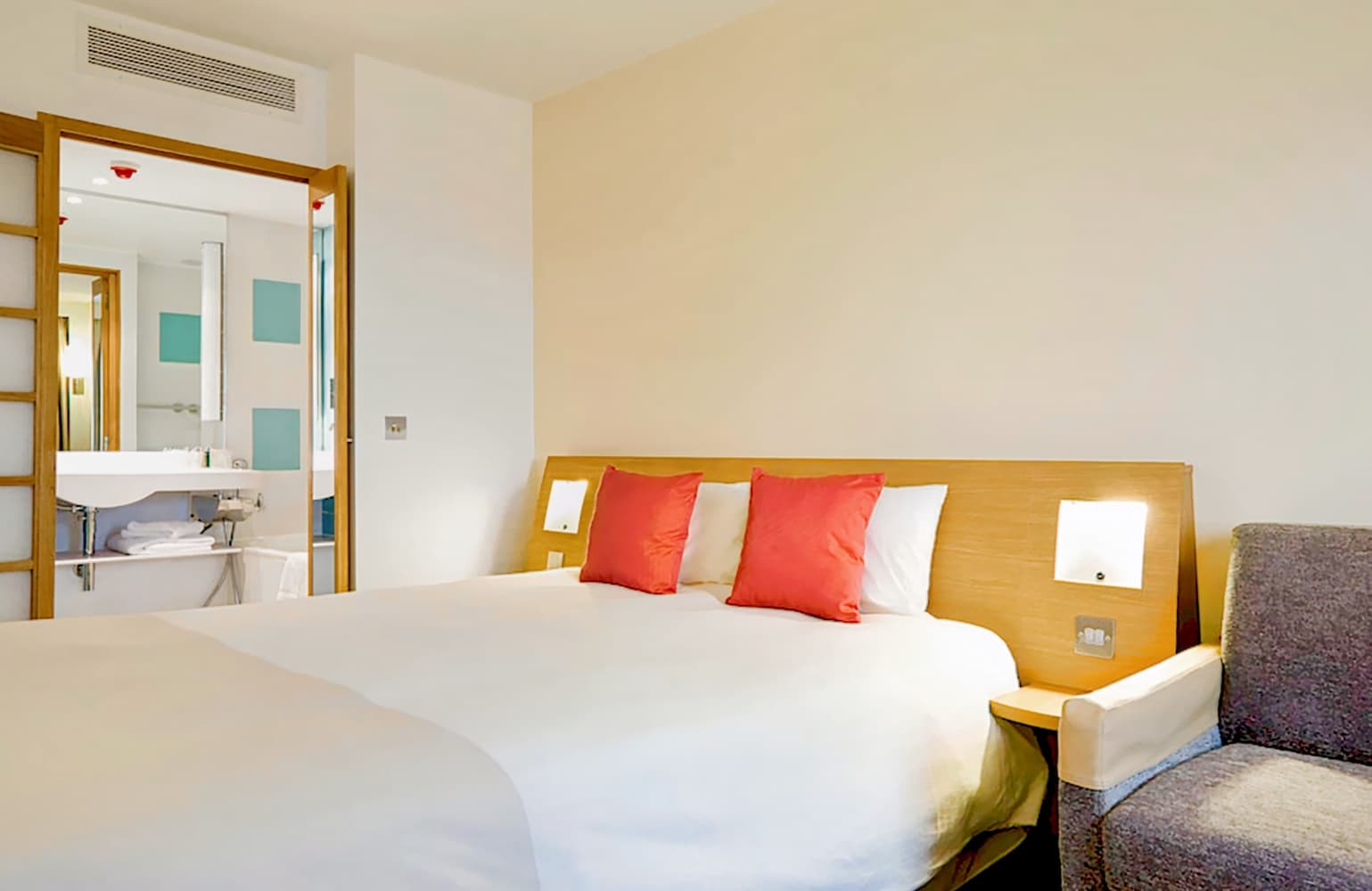 Novotel Newcastle Airport