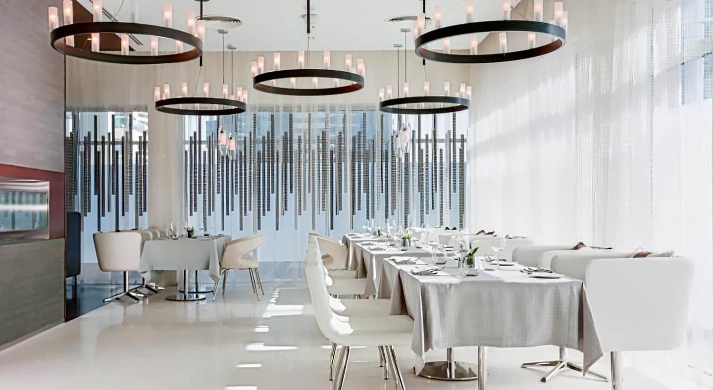 Pullman Dubai Jumeirah Lakes Towers - Hotel & Residence