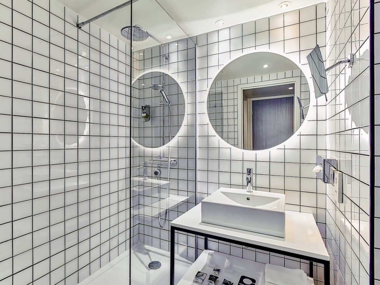 Mercure Paris La Défense Grande Arche Hotel