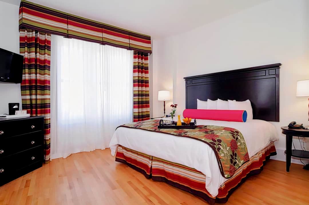 Hotel Gibbs Riverwalk Downtown San Antonio